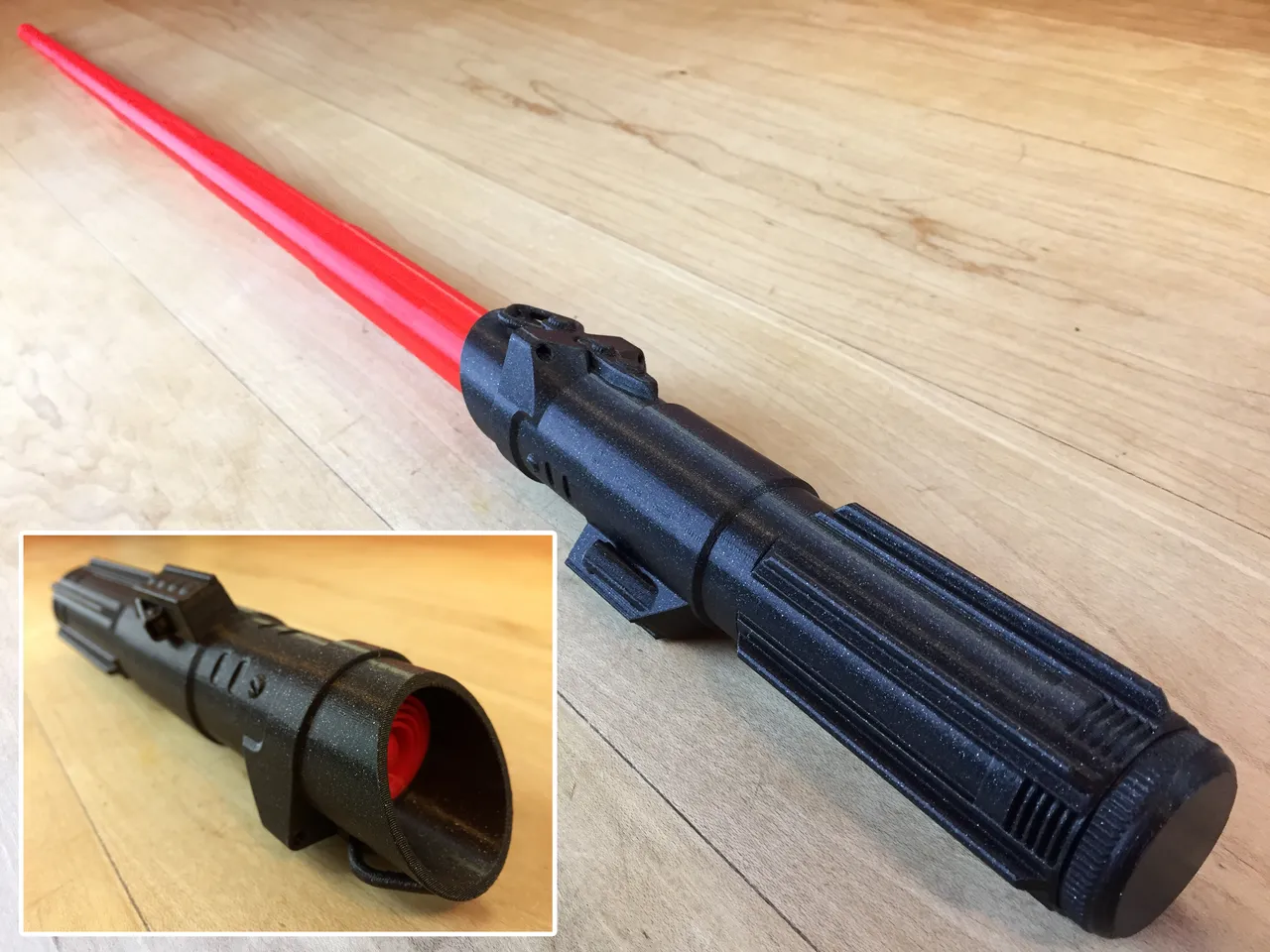 Collapsing Sith Lightsaber (Removable 