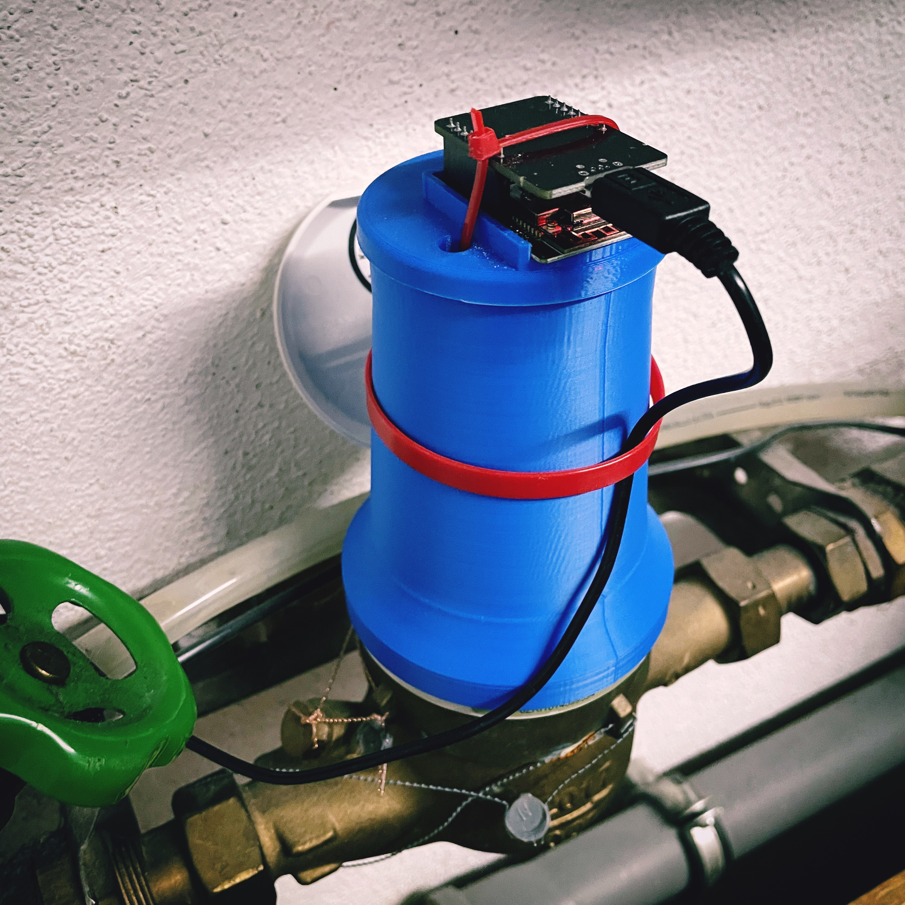 ESP32 Wasserzähler / Water-meter / al on the edge