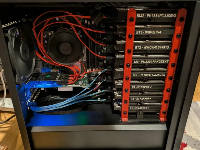 3.5" HDD Rack / Caddy / Holder (8 drives) - Split Print