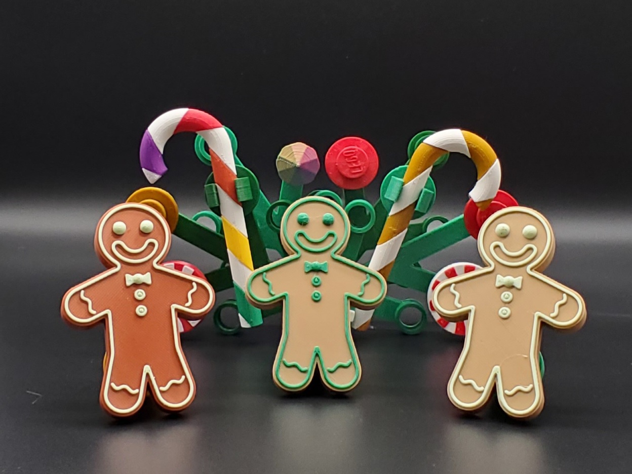 Gingerbread Cookie Stud Topper