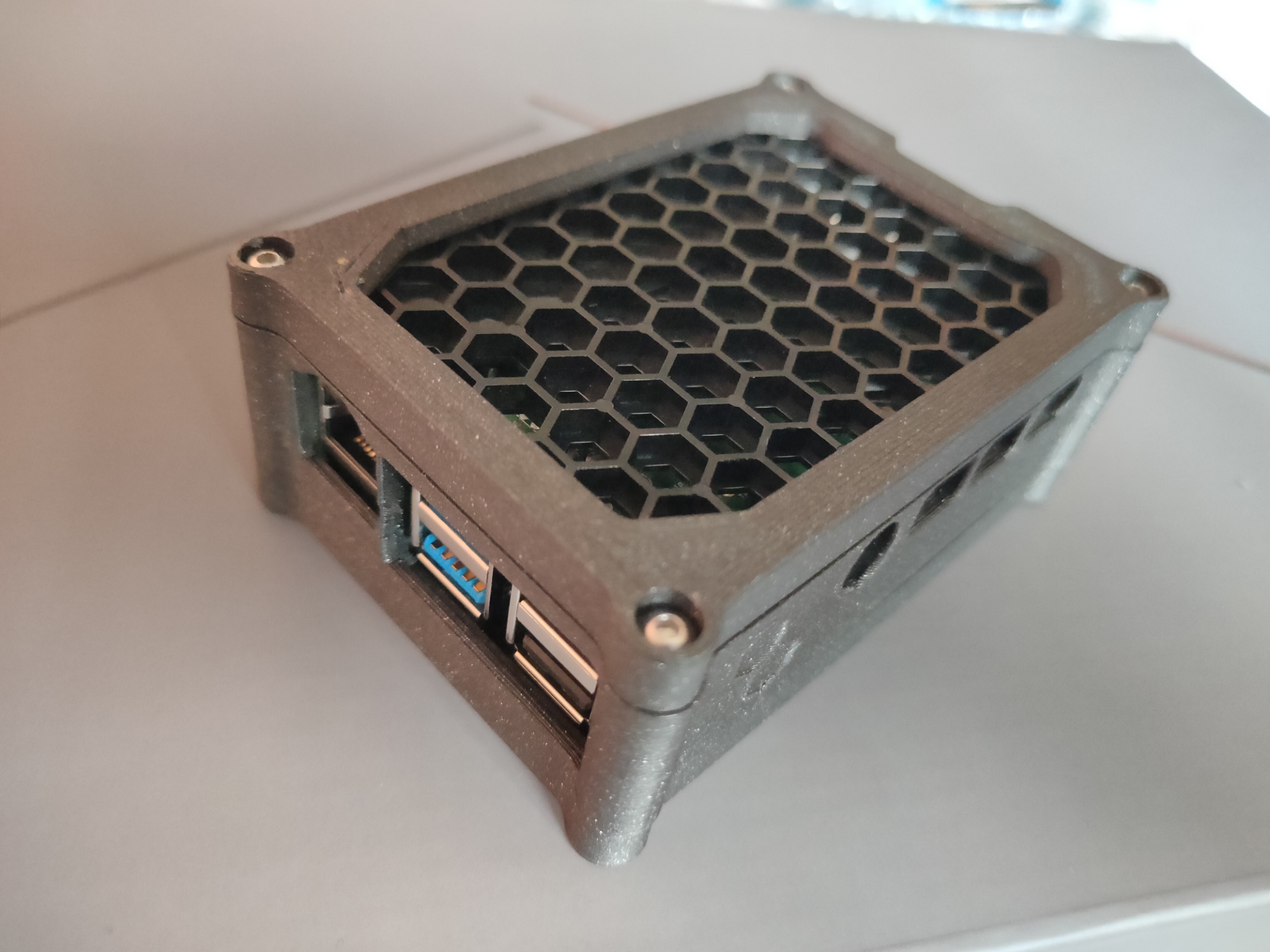 Sturdy Raspberry Pi 4B Case by Yeetongu | Download free STL model ...