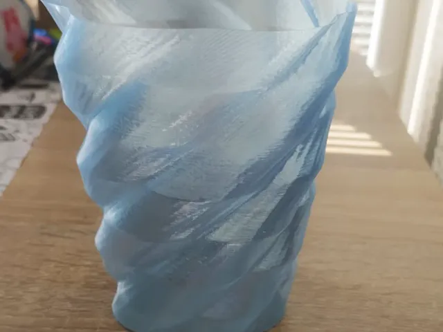 Vase mode flower pot