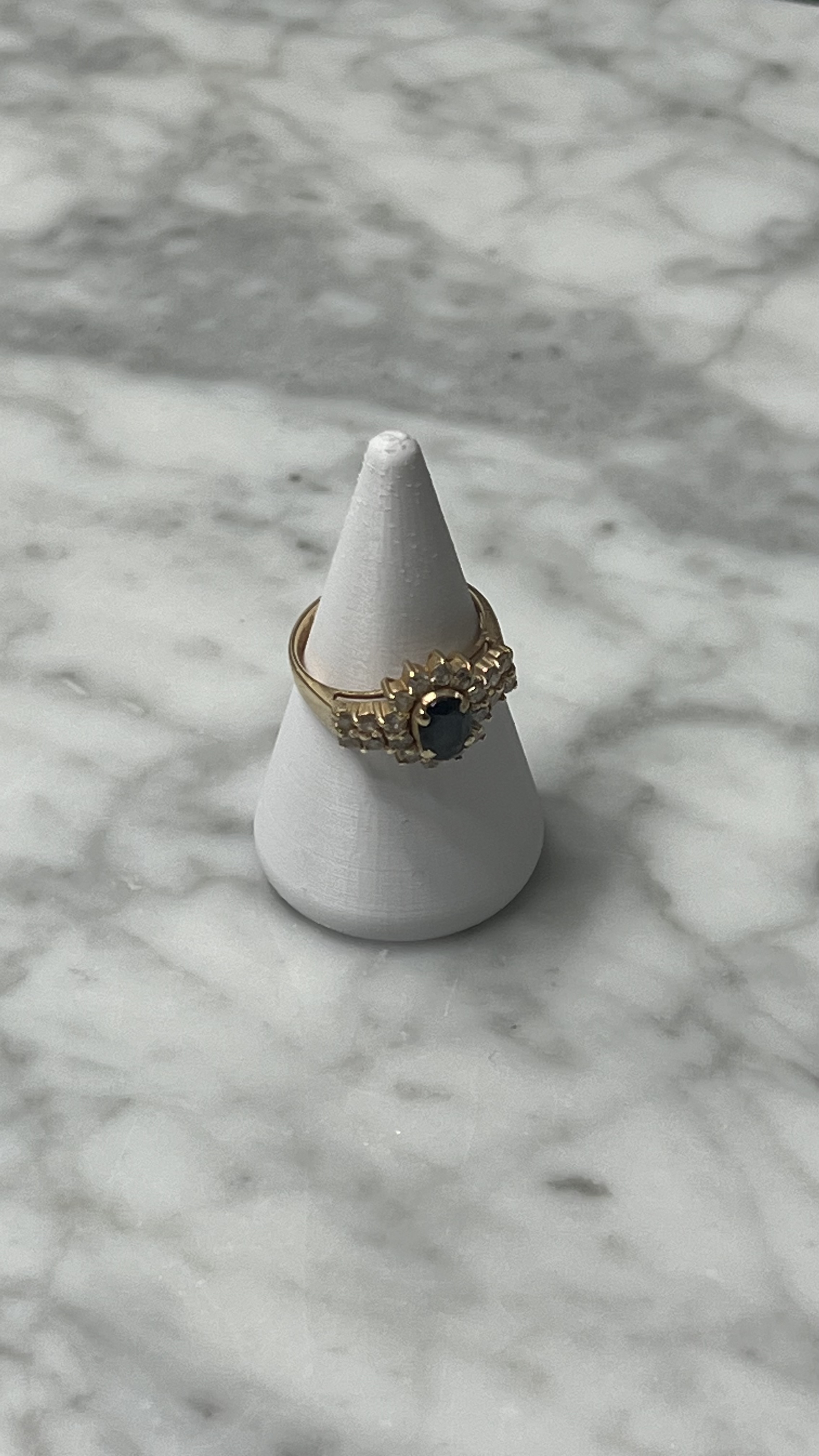 Simple Ring Holder