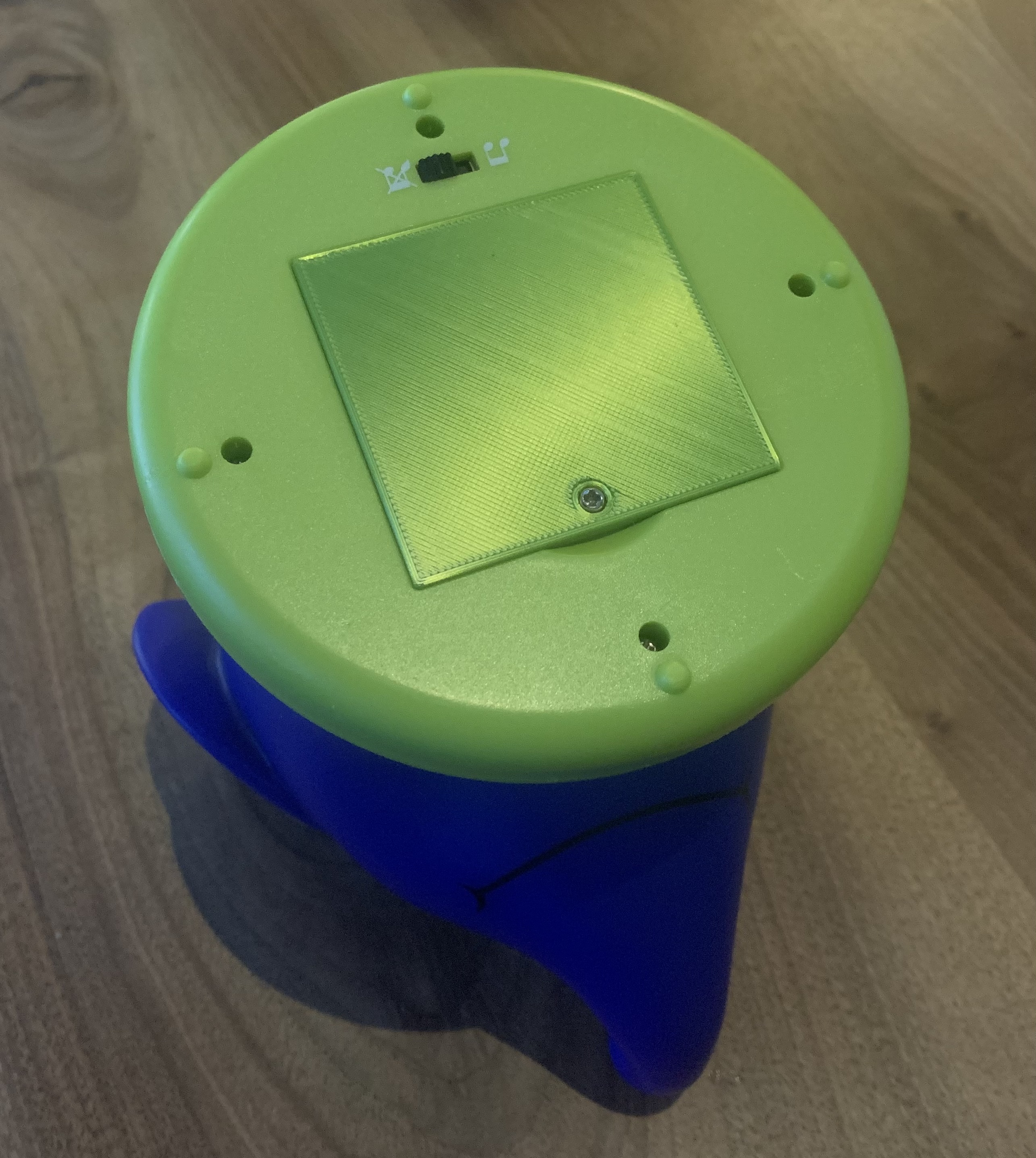 Battery enclosure lid for the elephant