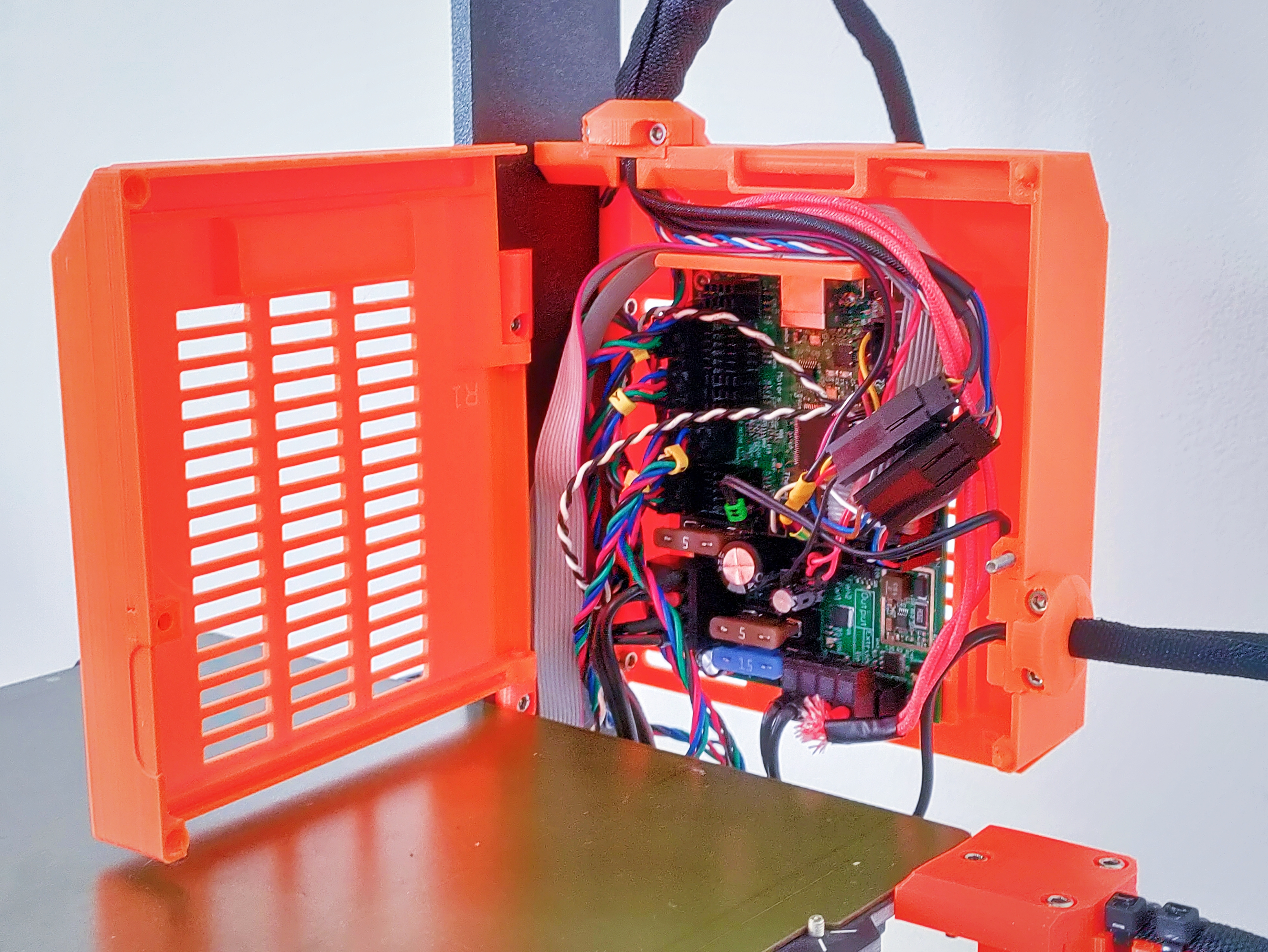 MK2/S, MK2.5/S Bigger & Improved Electronics case
