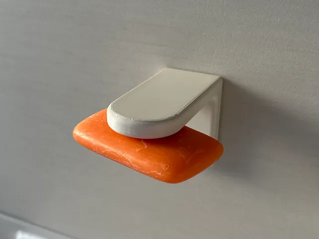 Soap holder with magnet / Seifenhalter mit Magnet