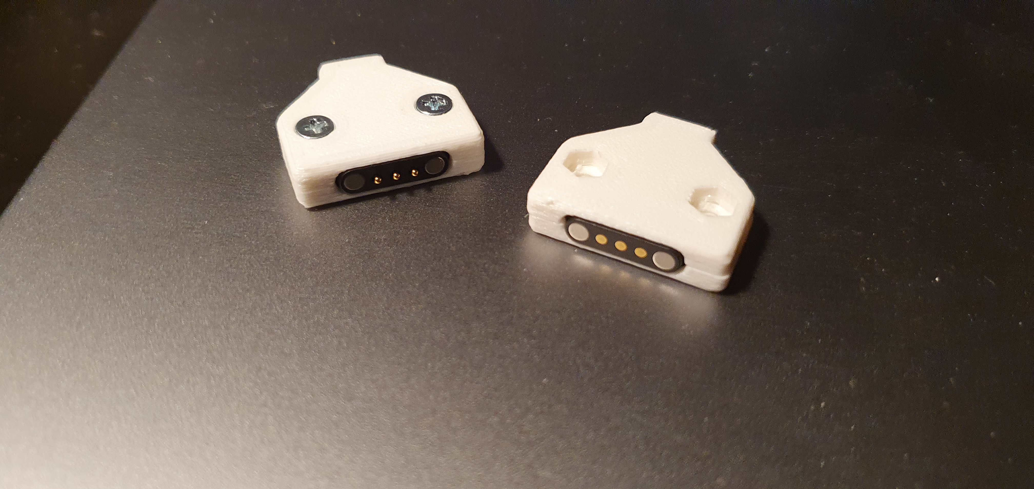 Housing for 3-Pin Magnetic Pogo Connector