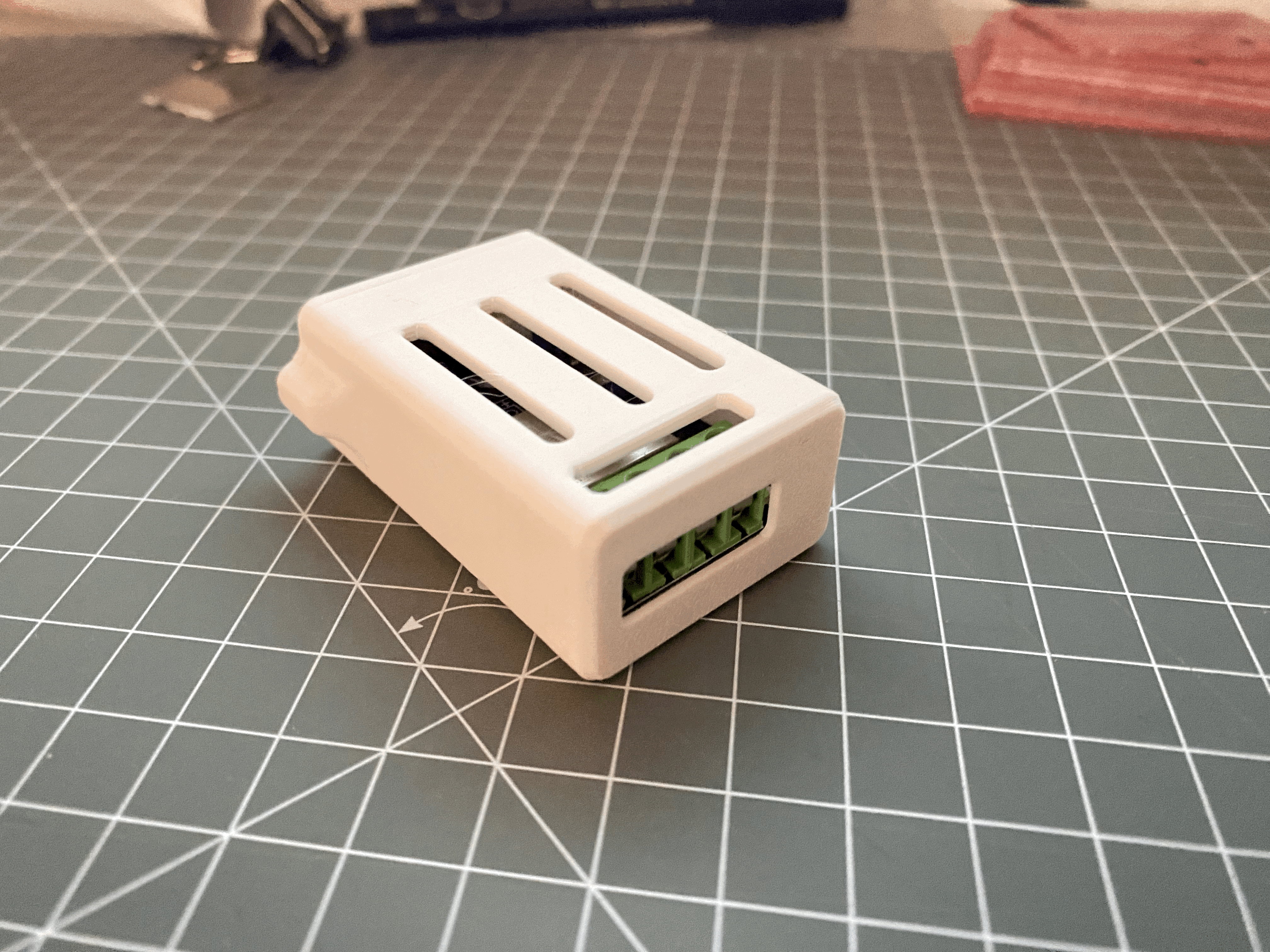 WLED All-in-one ESP32 controller housing