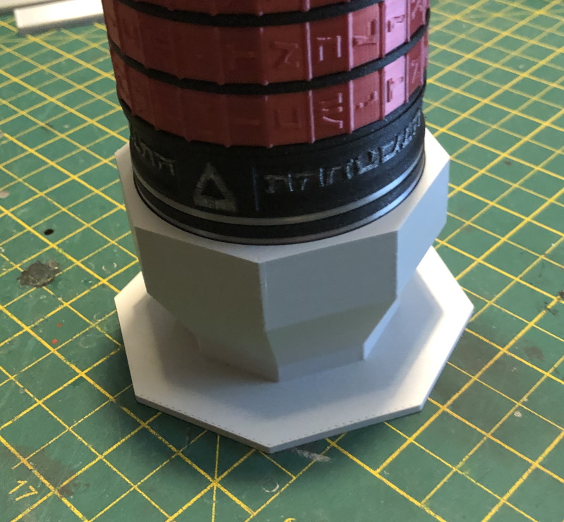 Cryptex Stand
