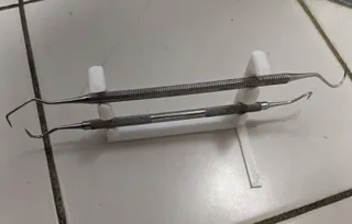 Dental scaler holder