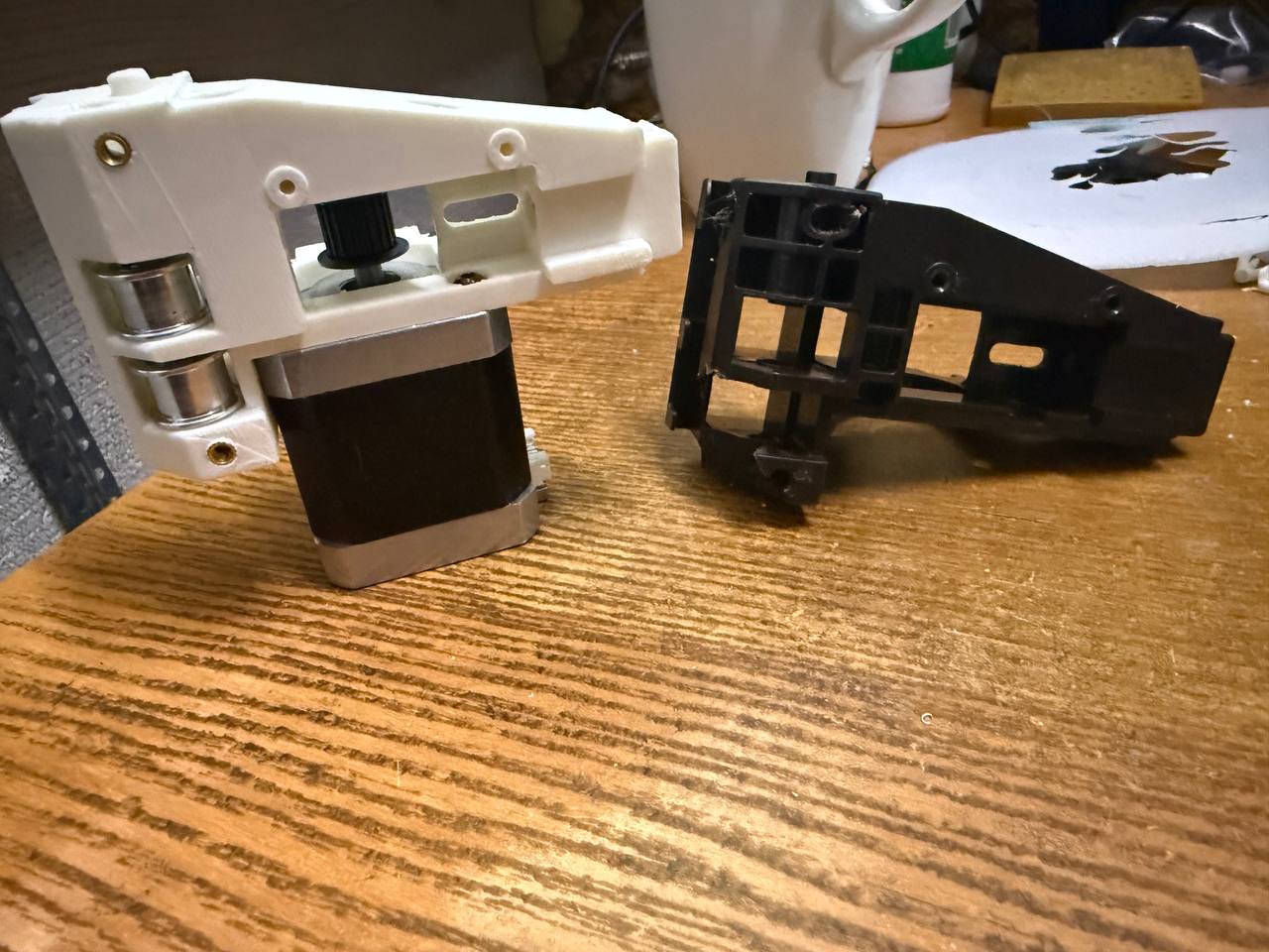 Anycubic Cobra S1  right rear motor mount