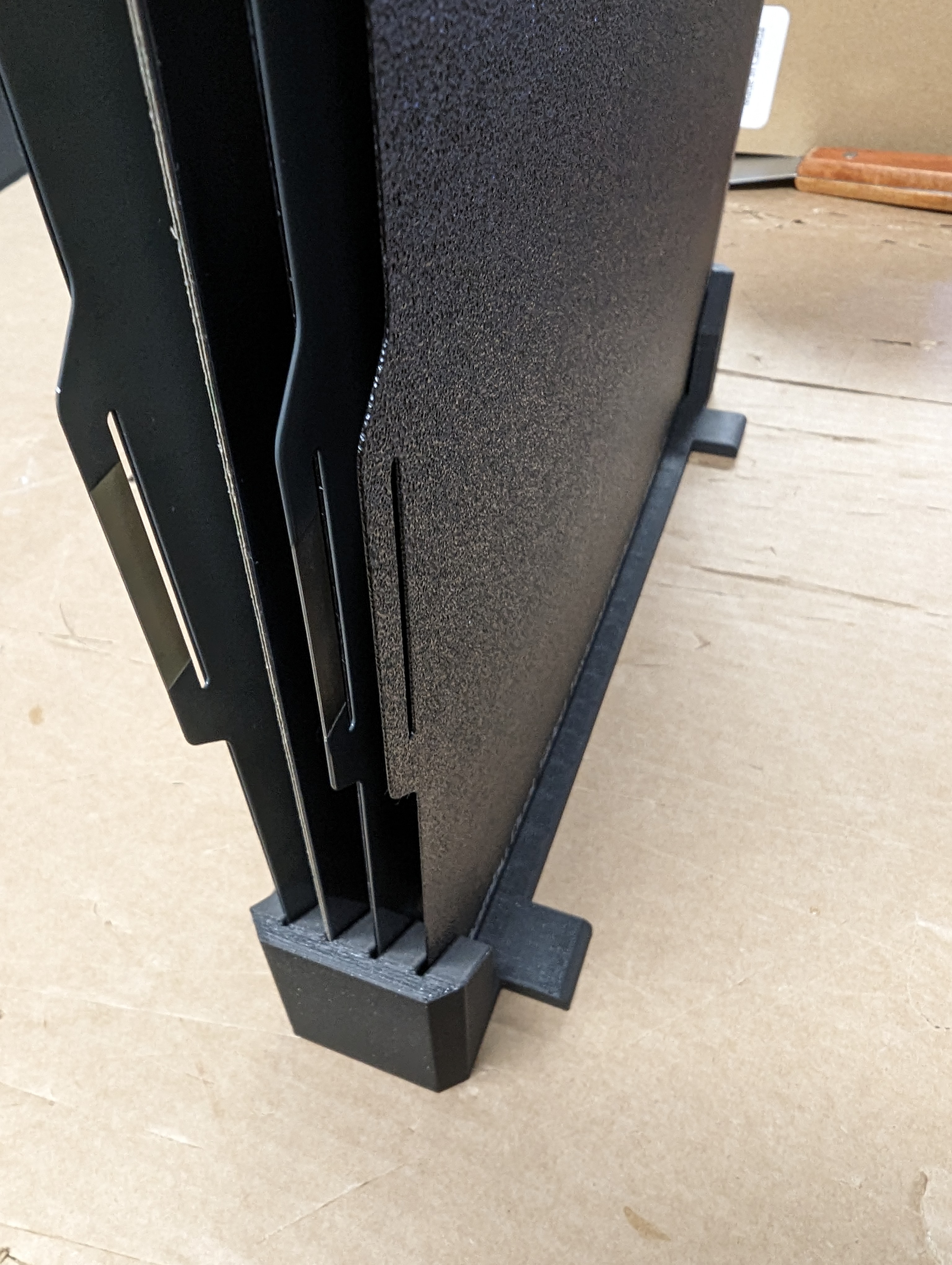 4 slots stable Bambu Lab X1C plate holder 3D model thumbnail