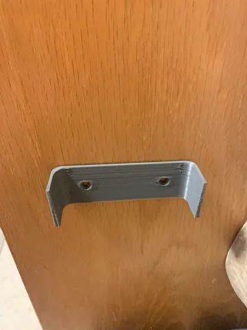 Floating Shoe Holder