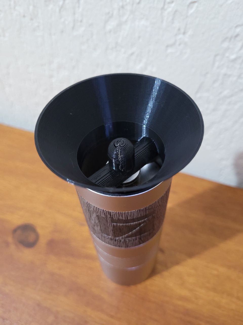 1Zpresso Q2 mini coffee grinder filling funnel