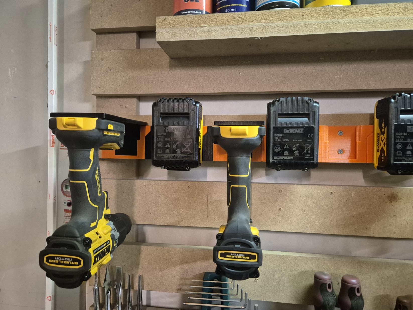 Dewalt multi battery holder (with drill mounts)