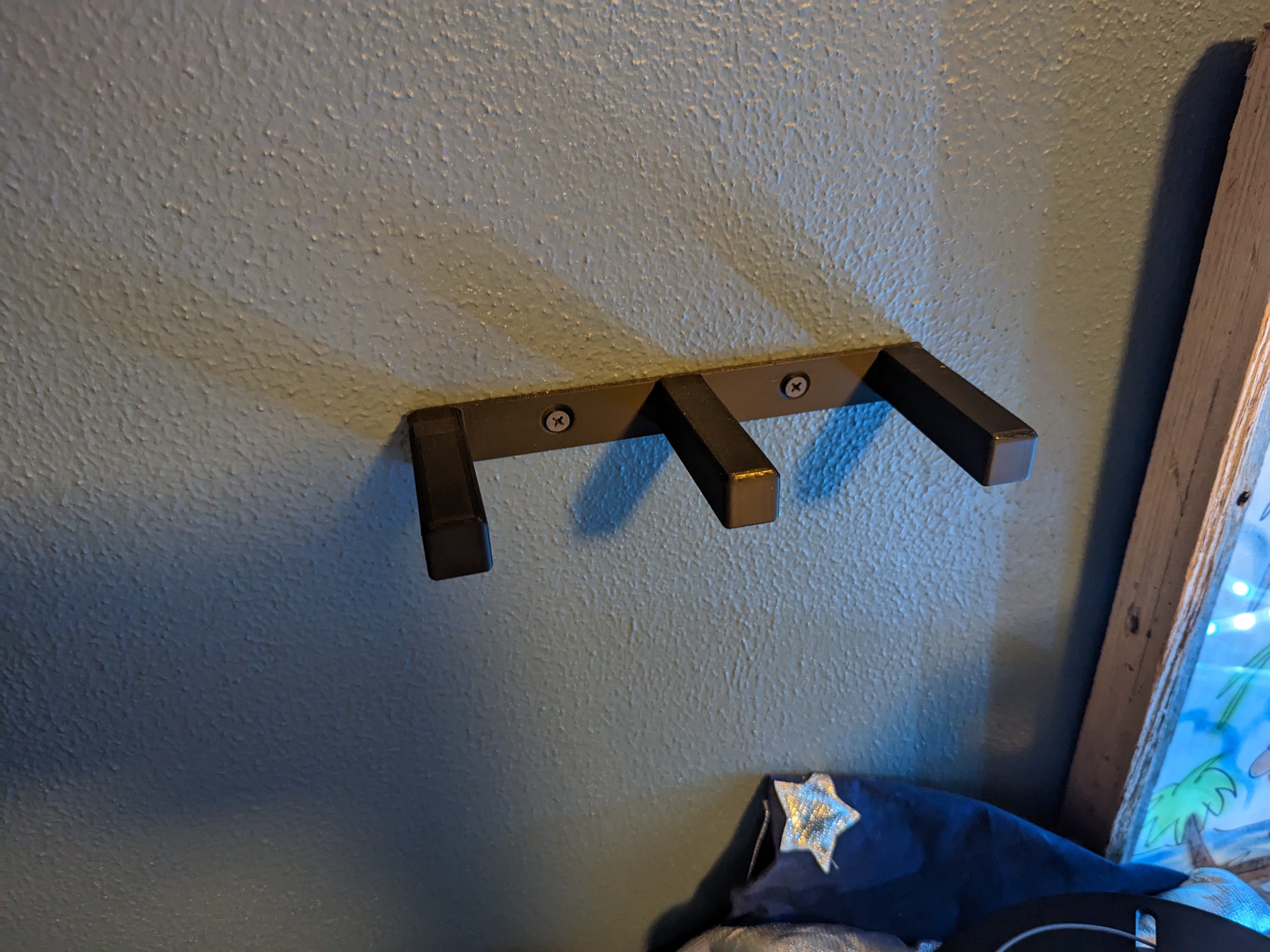 Miniatura 2 do modelo 3D Simple Floating Shelf