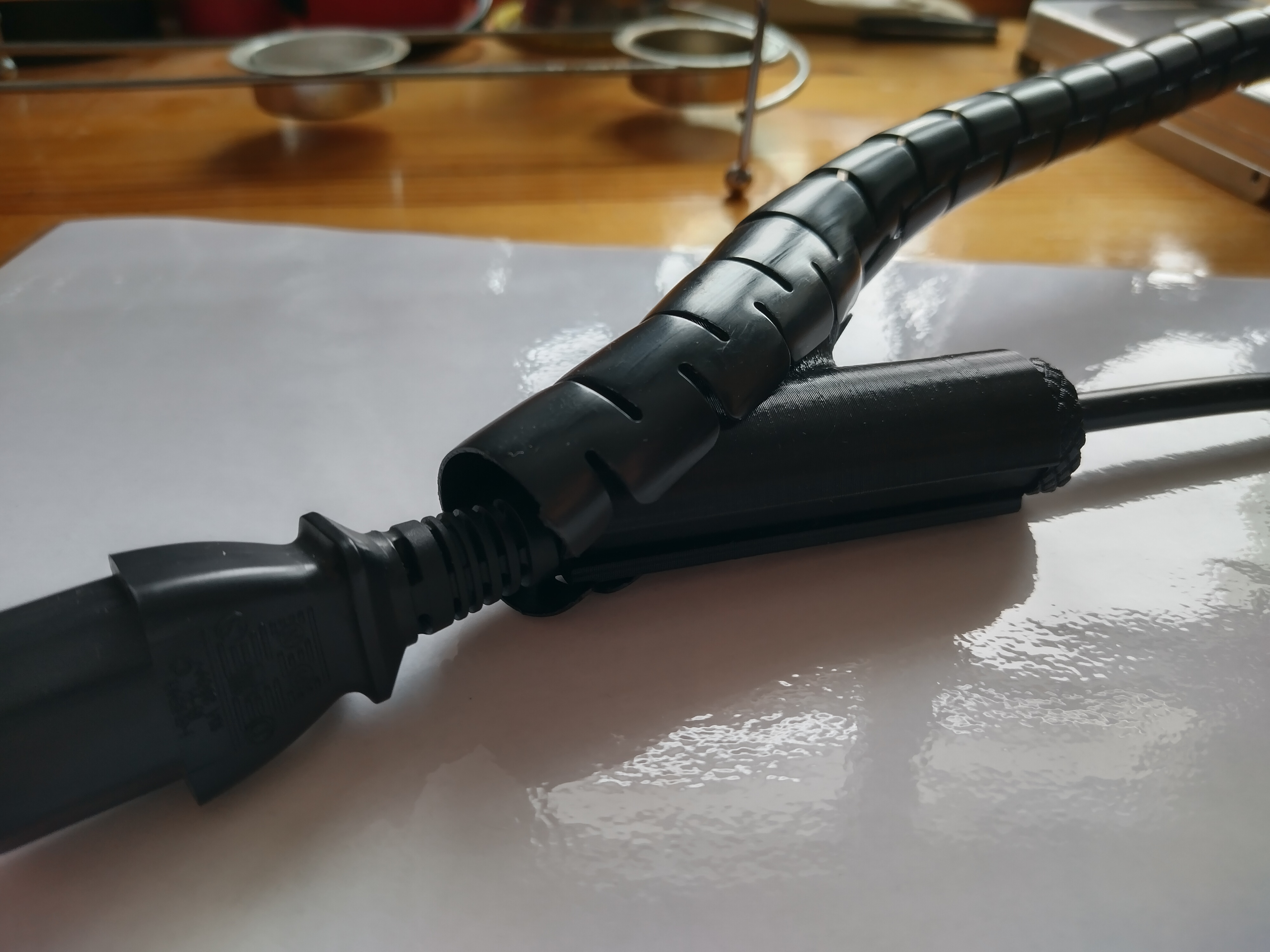 Cable wraping tool