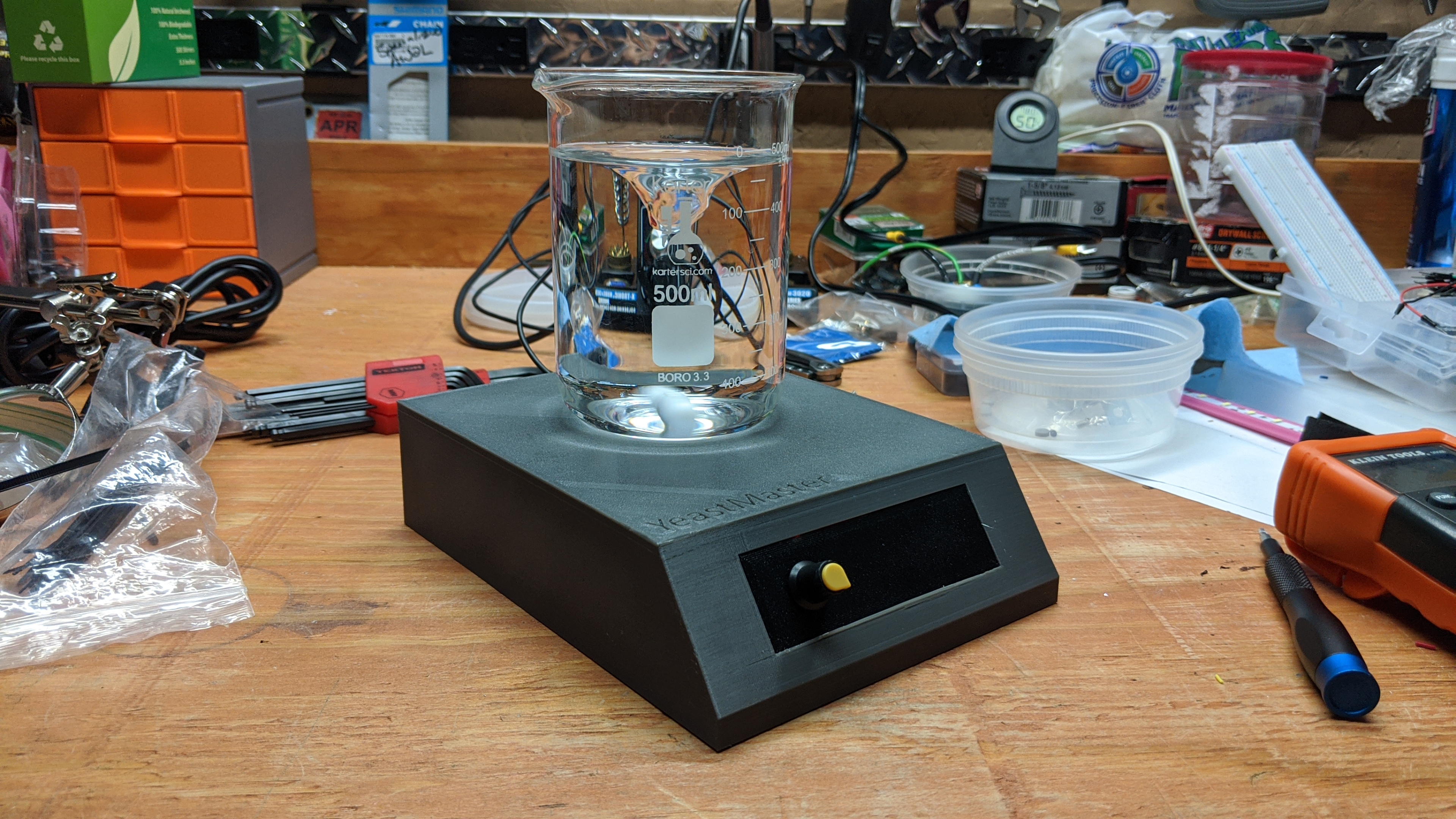 Stirplate for homebrewing and more - The Yeastmaster Stirplate