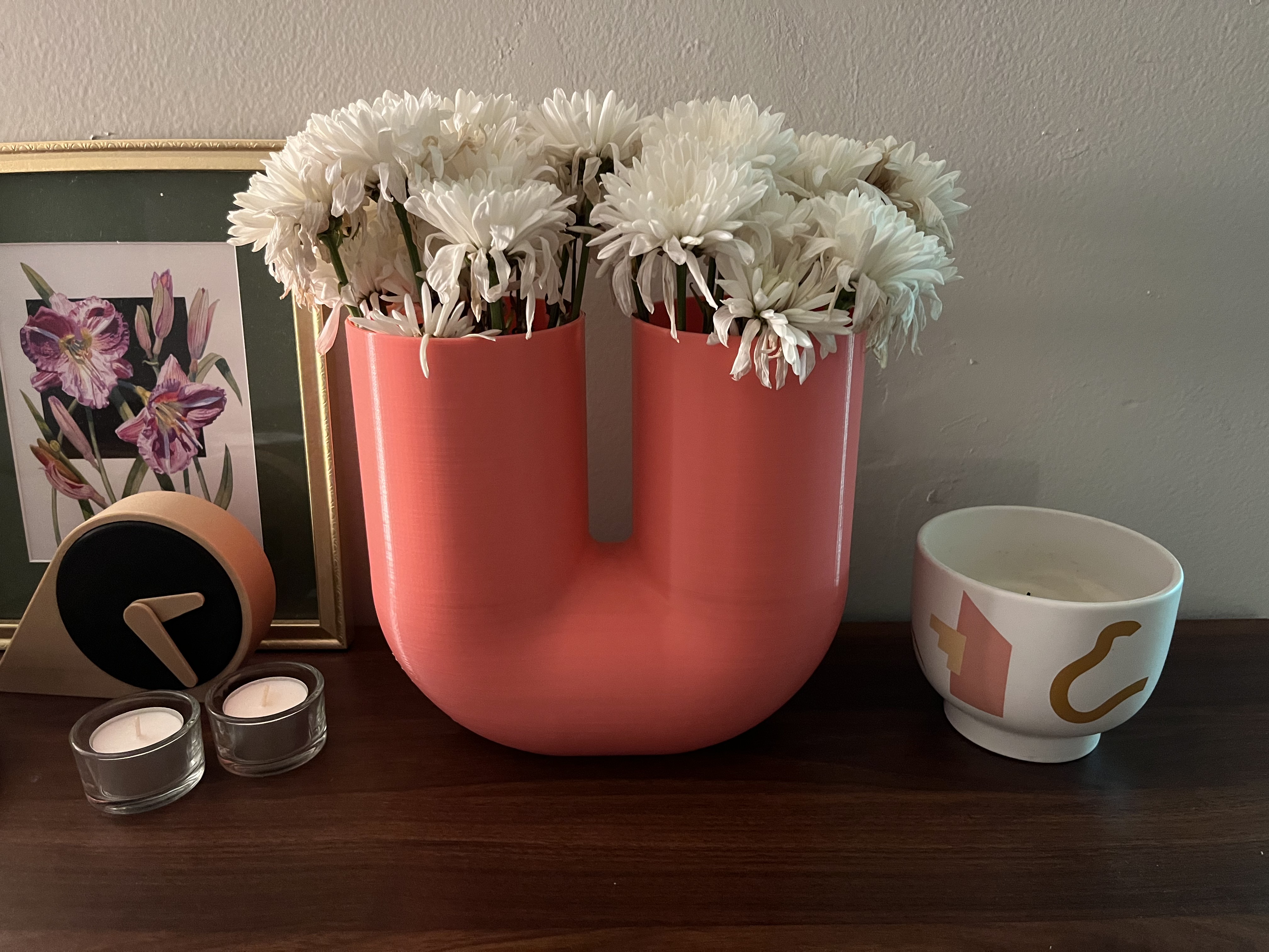 Miniatura 3 do modelo 3D Large U-Shaped Vase