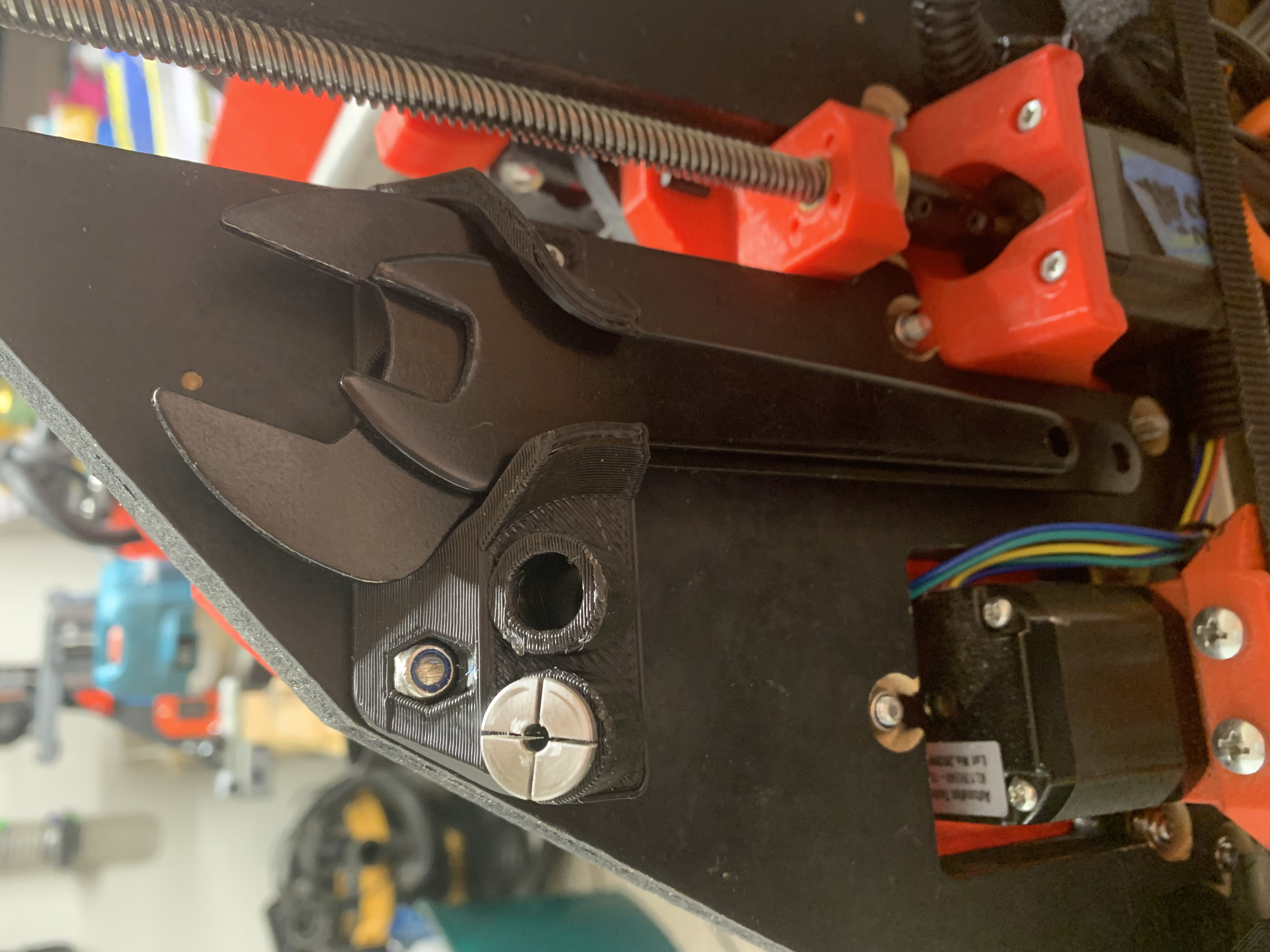 LowRider 3 CNC - printed holder for Makita Router Wrenches and Collets