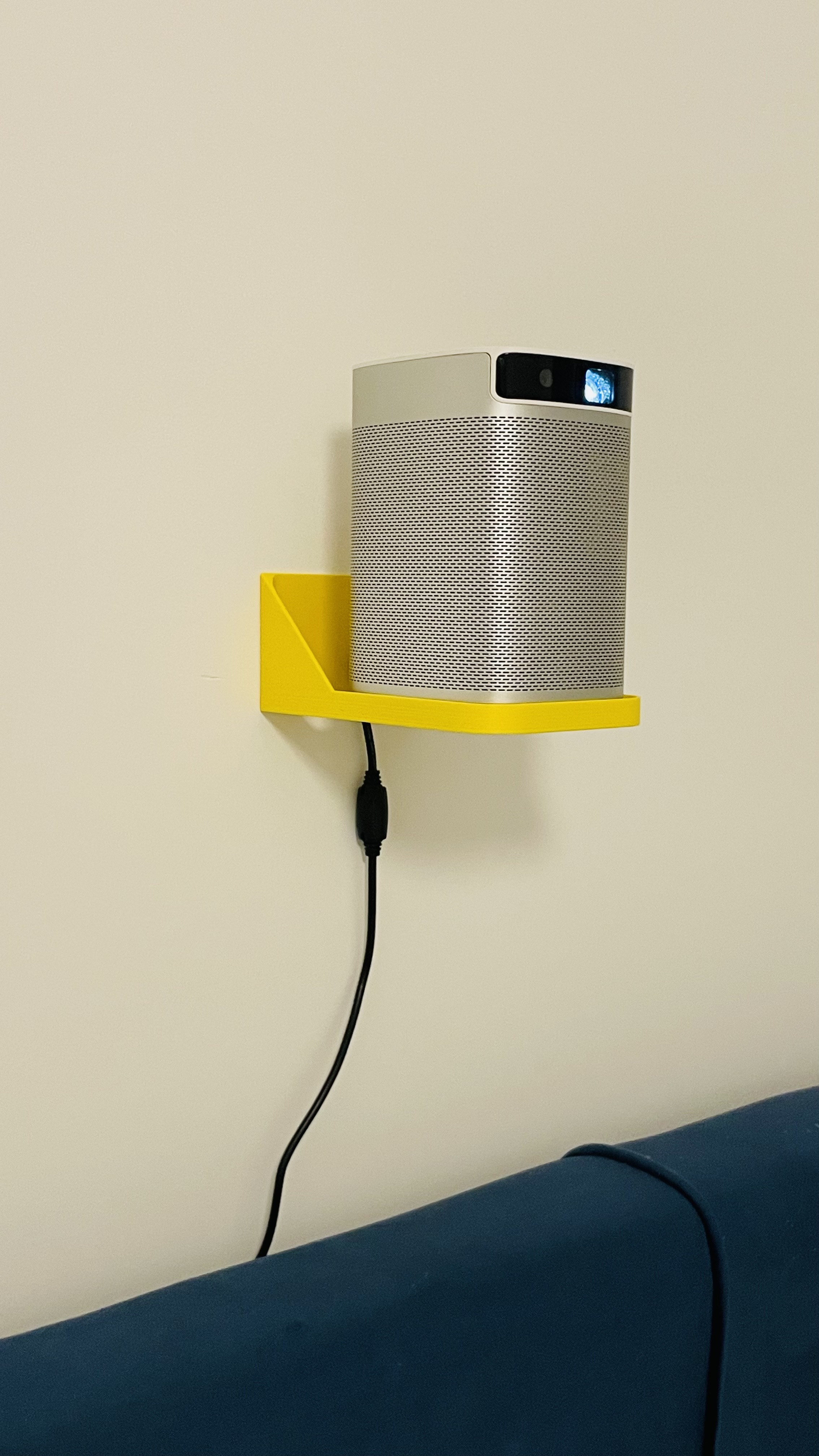 Xgimi Mogo 2 shelf
