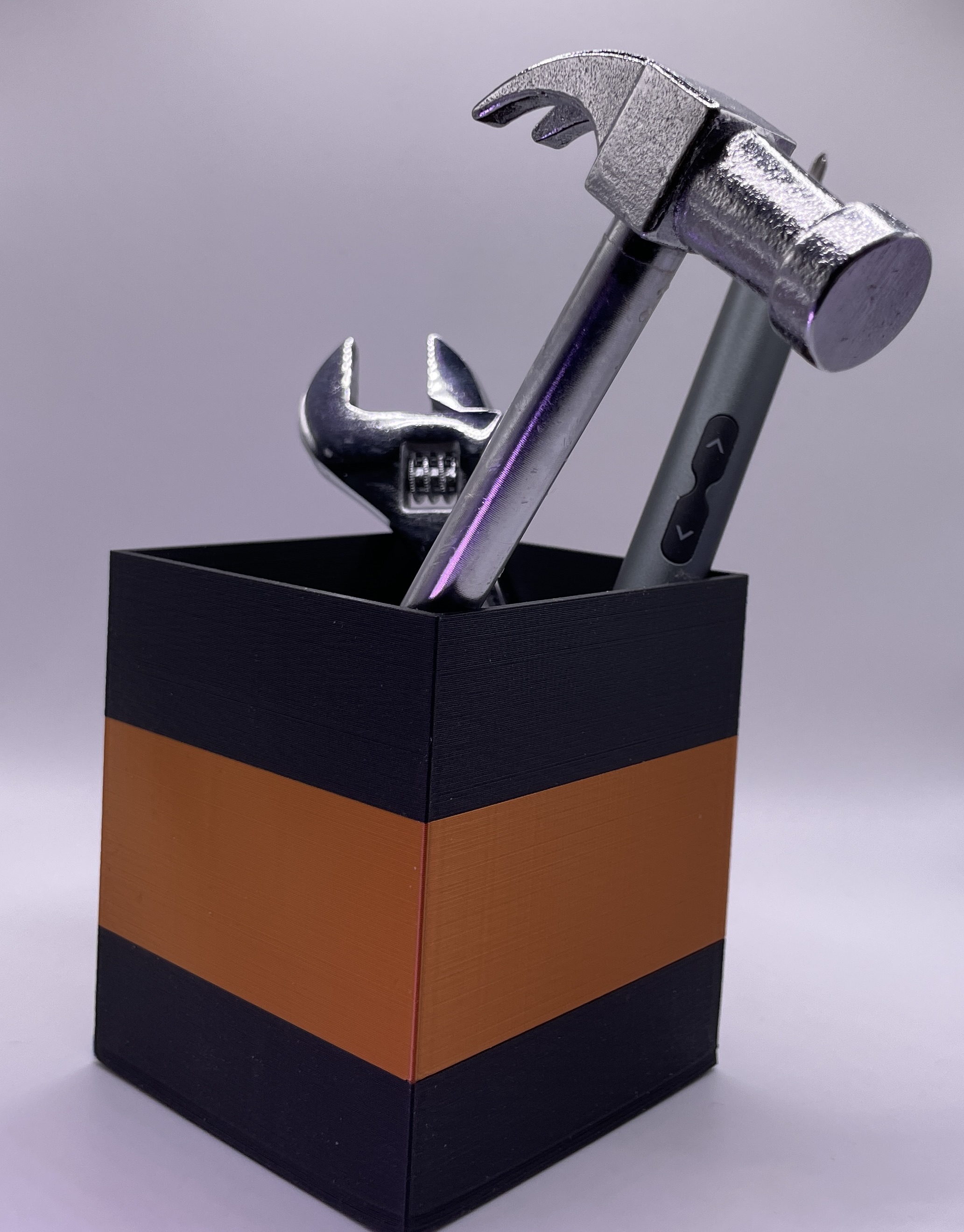 Miniatura 5 do modelo 3D Square-Shaped Vase/Holder