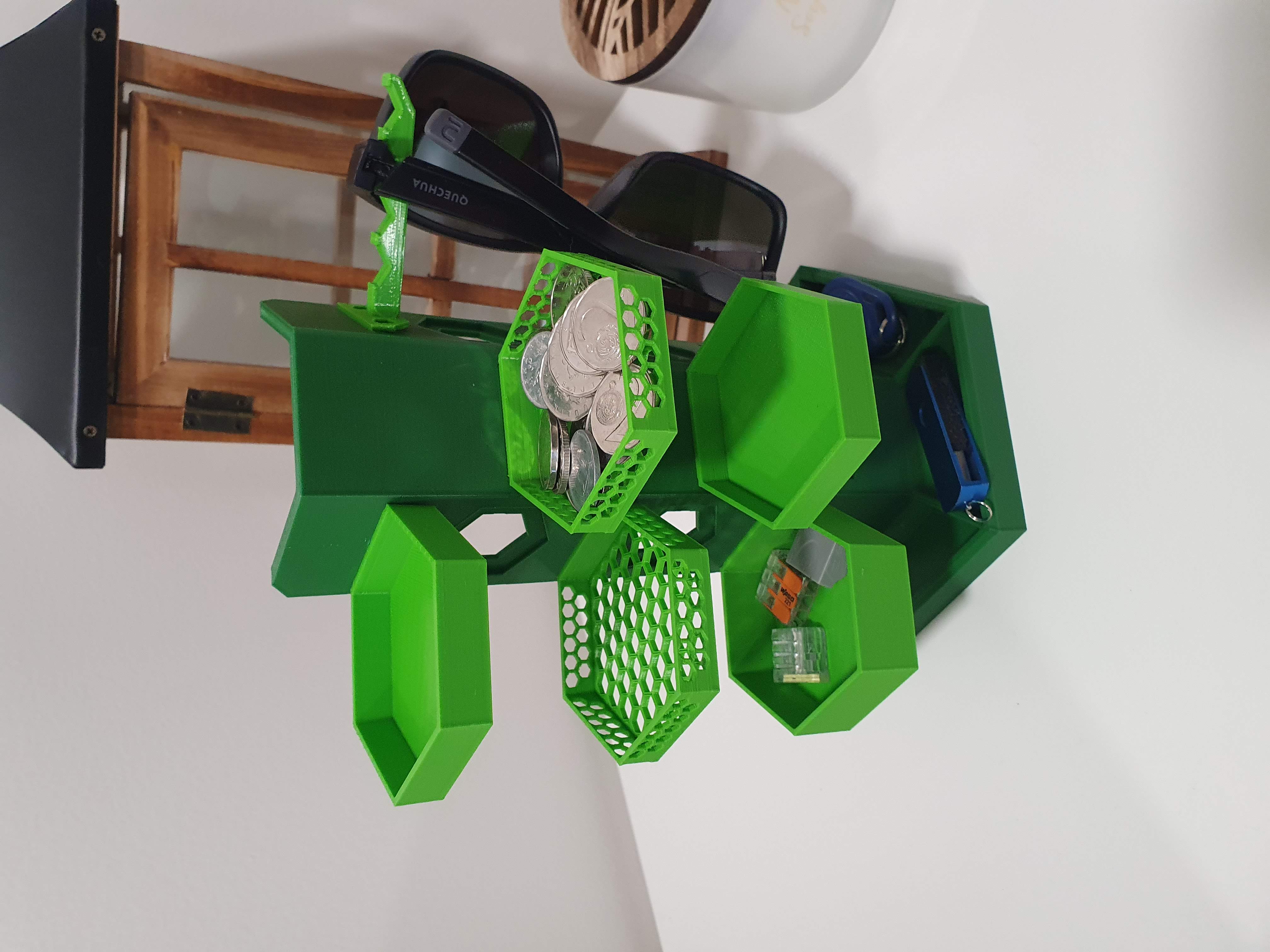 Hexagonal tree stand - modifiable