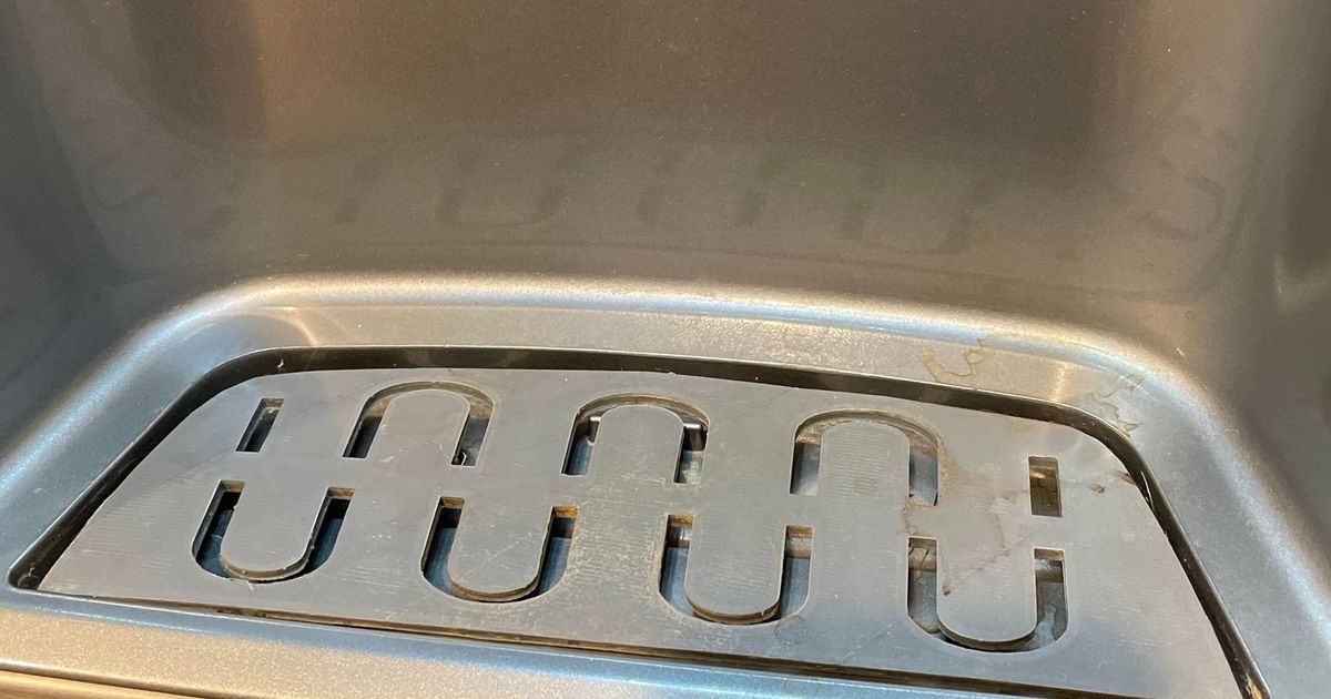 Frigidaire refrigerator water dispenser tray by ThunderClap Download