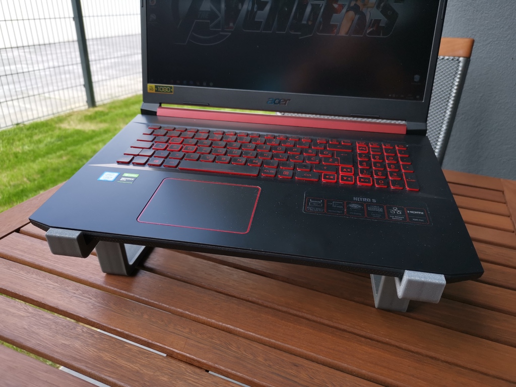Acer Nitro 5 stand by Andrej Kristofic Download free STL model