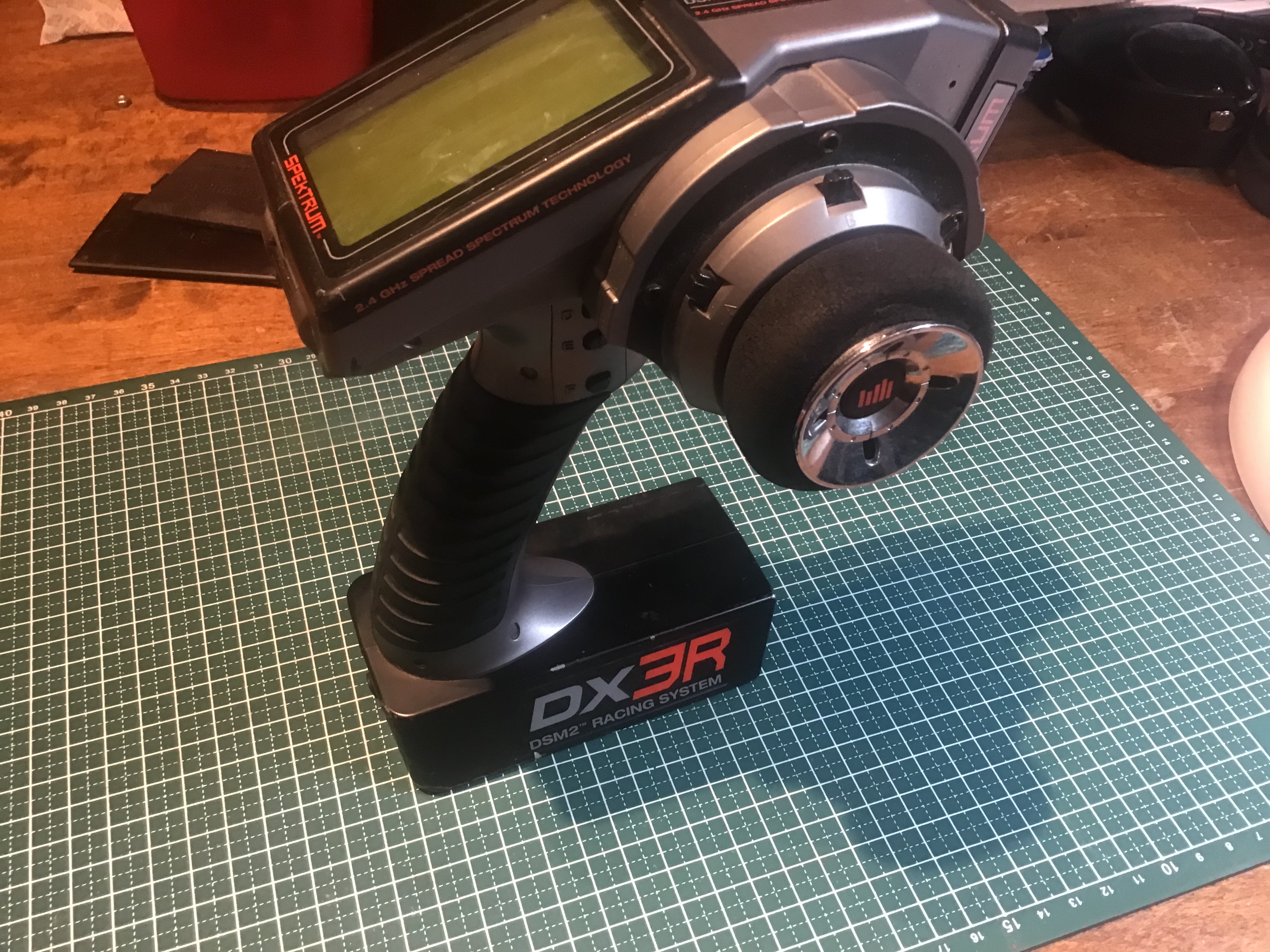 Spektrum DX3R battery door by ludodg Download free STL model