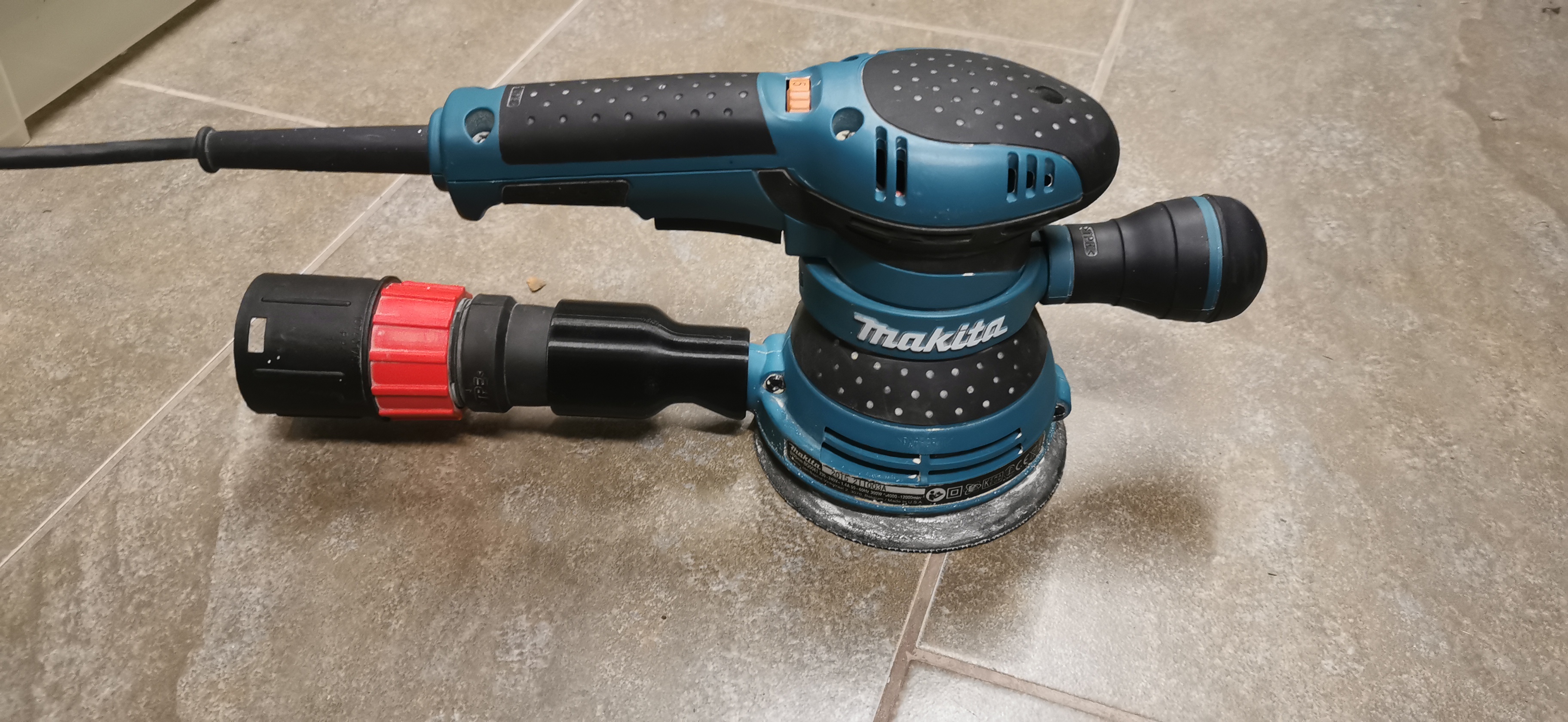 Makita BO5041 Adapter for Bosch 36 mm Hose by suit Download free STL model