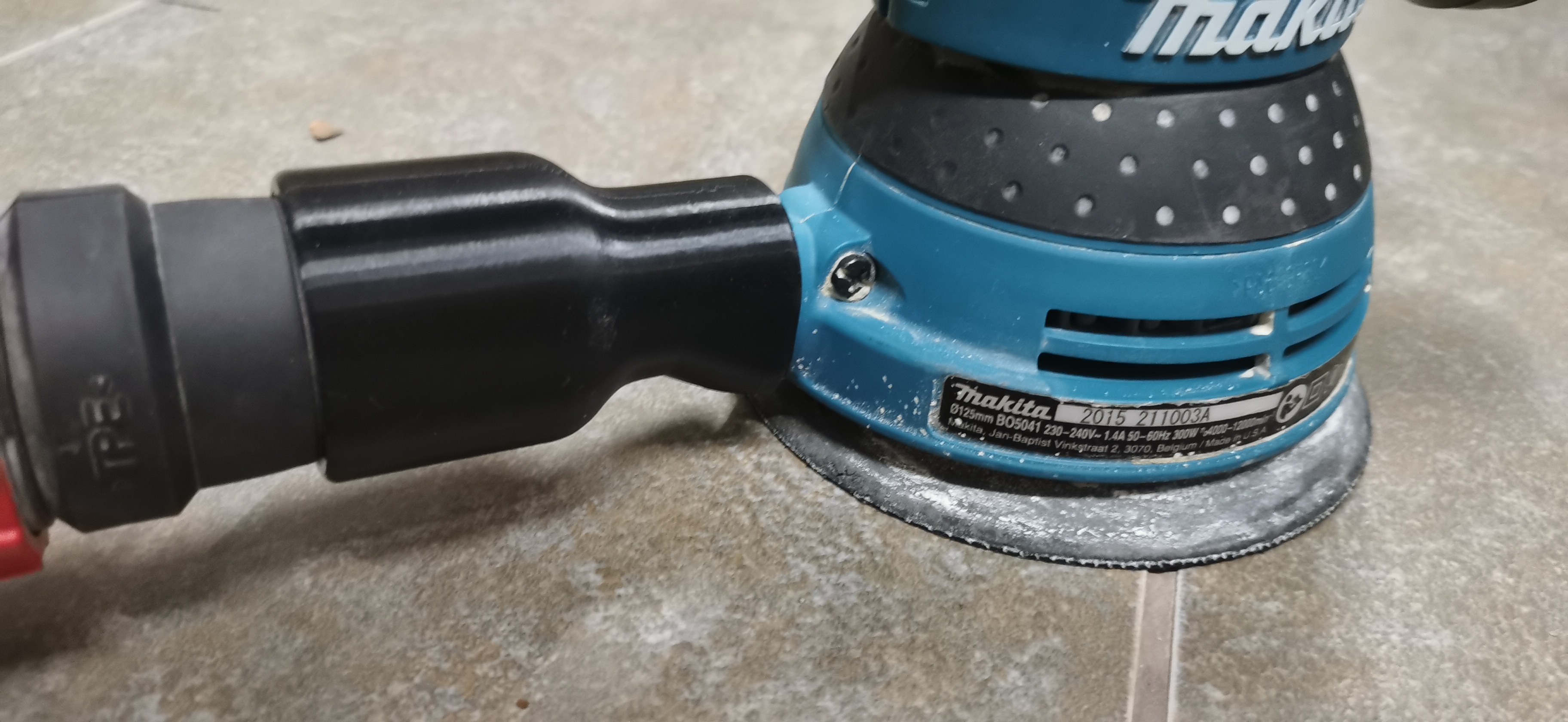 Makita BO5041 Adapter for Bosch 36 mm Hose by suit Download free STL model