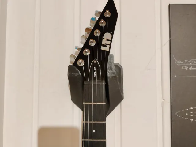 Guitar wall mount ESP LTD MH-10