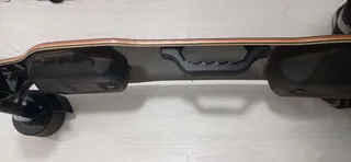 Longboard carry handle
