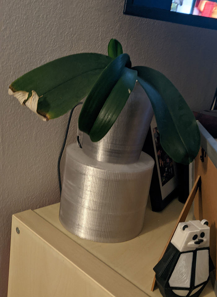 Selbstgießender Blumentopf