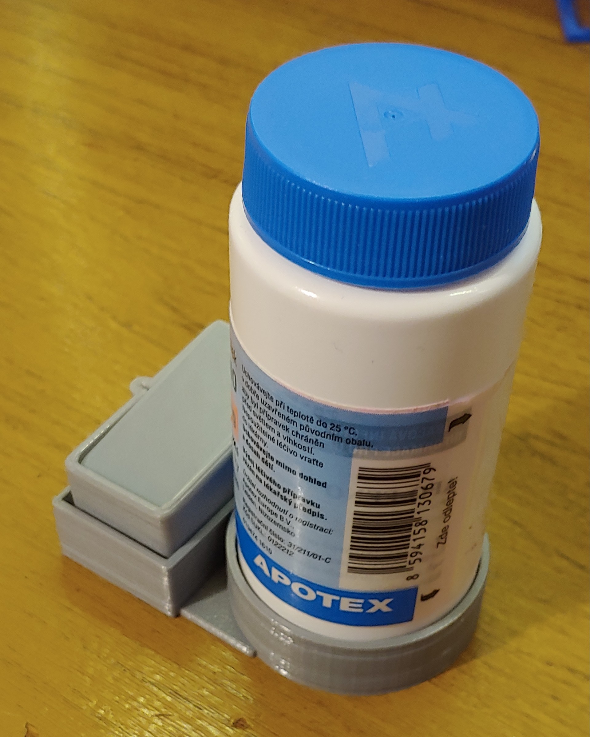 PillsBox and cutter Holder