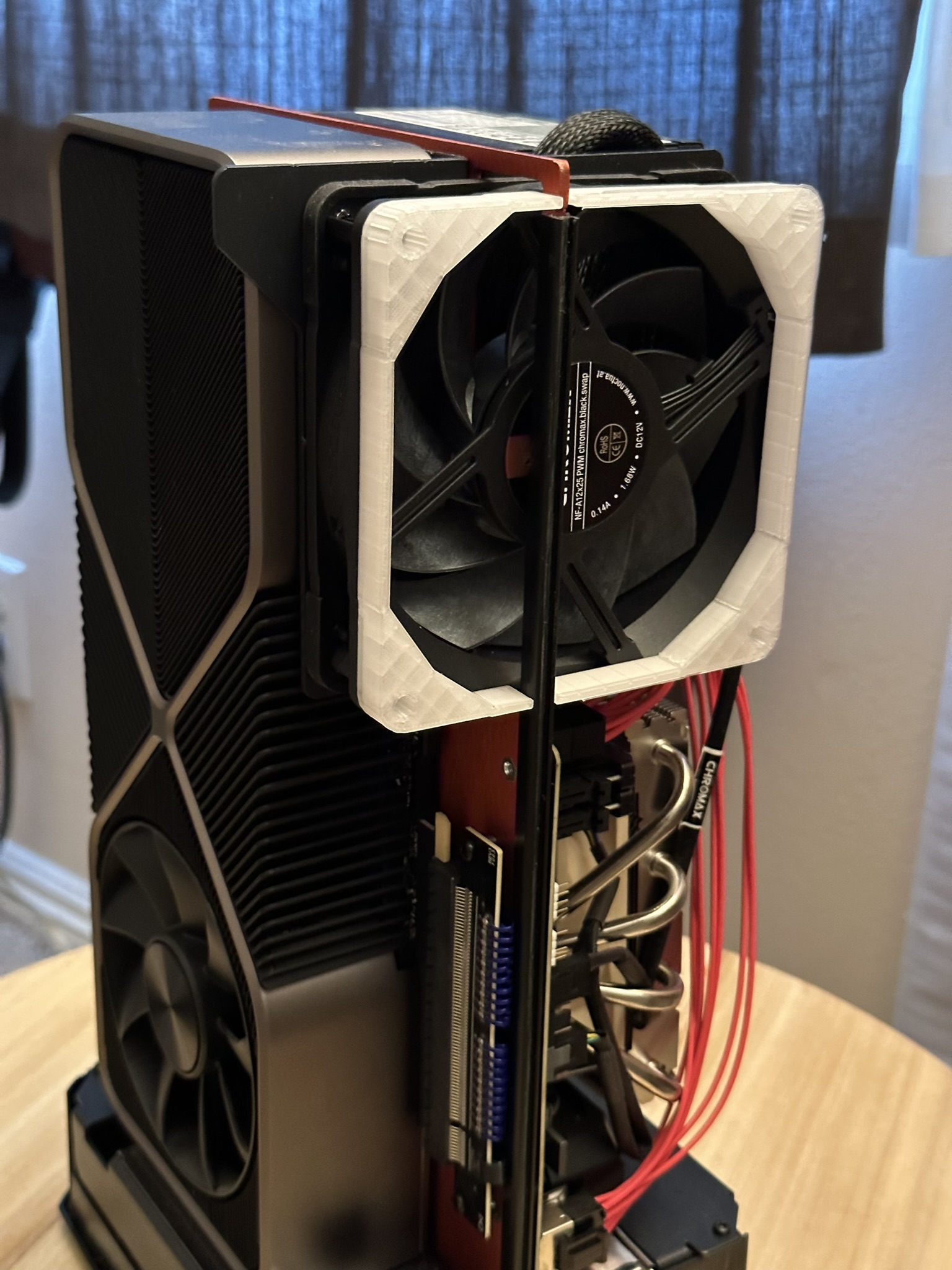 Louqe Raw spacer for Noctua 120x25mm fans