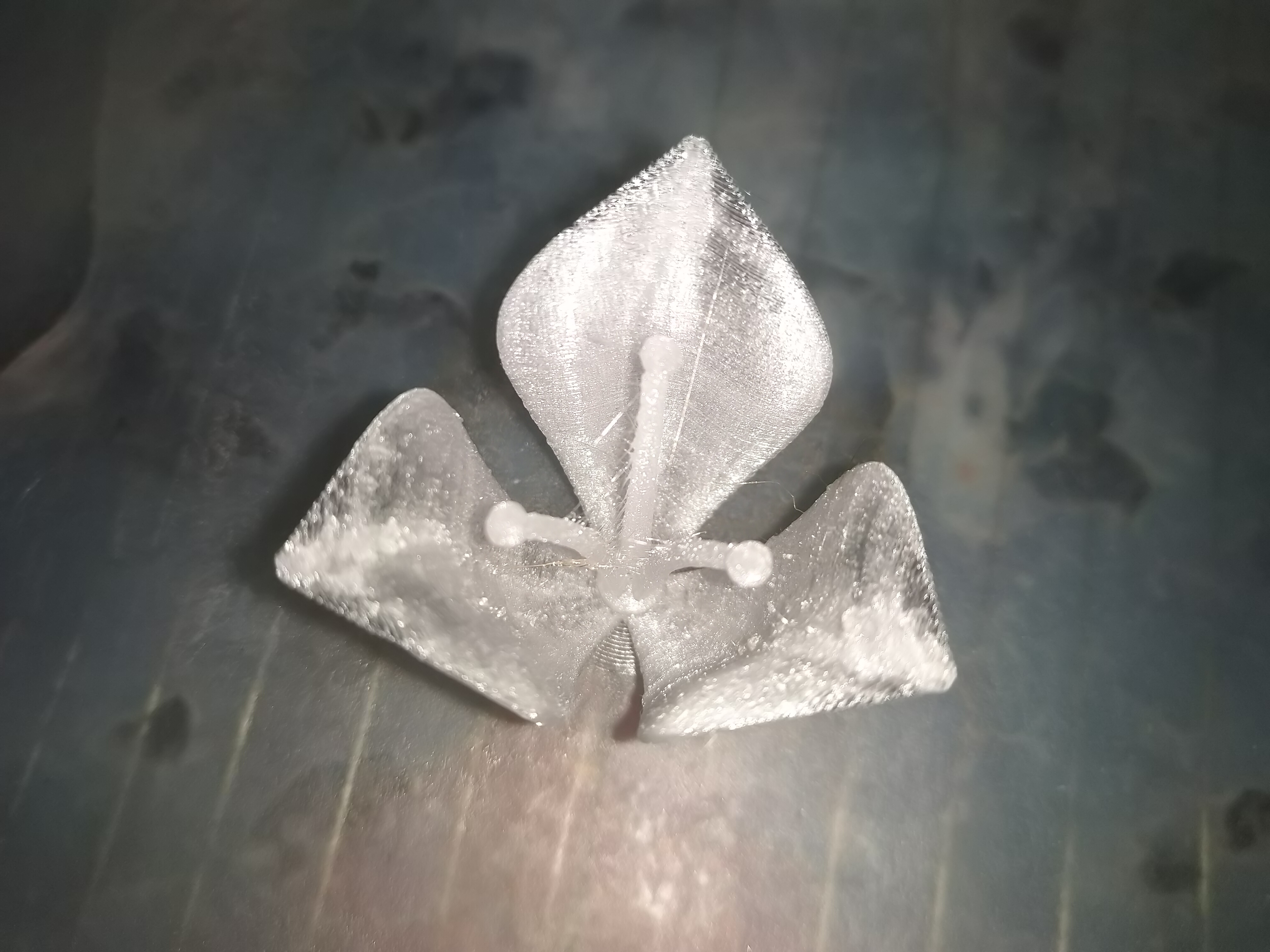LED mount flower pattern