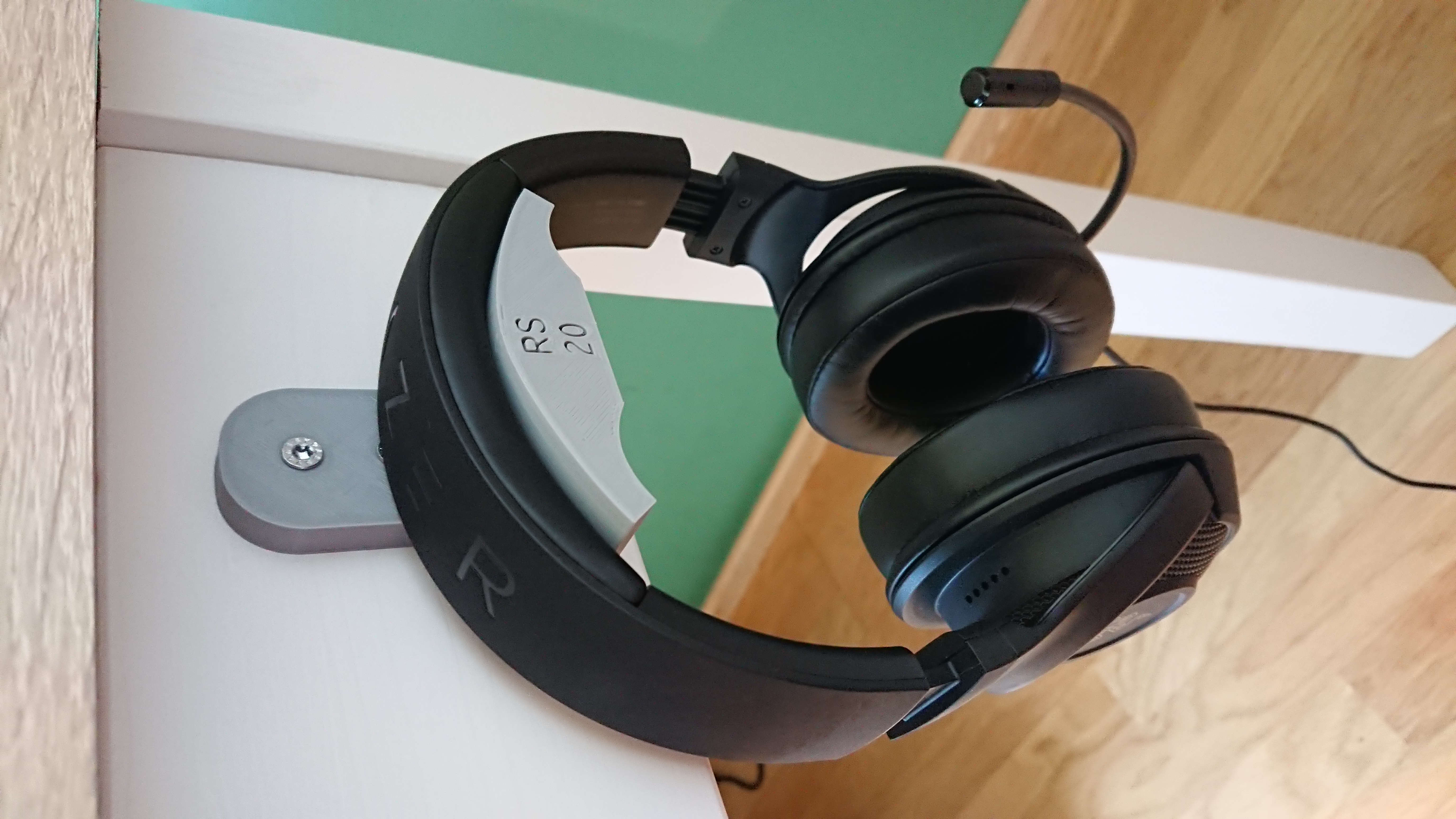 RS Headphone Holder