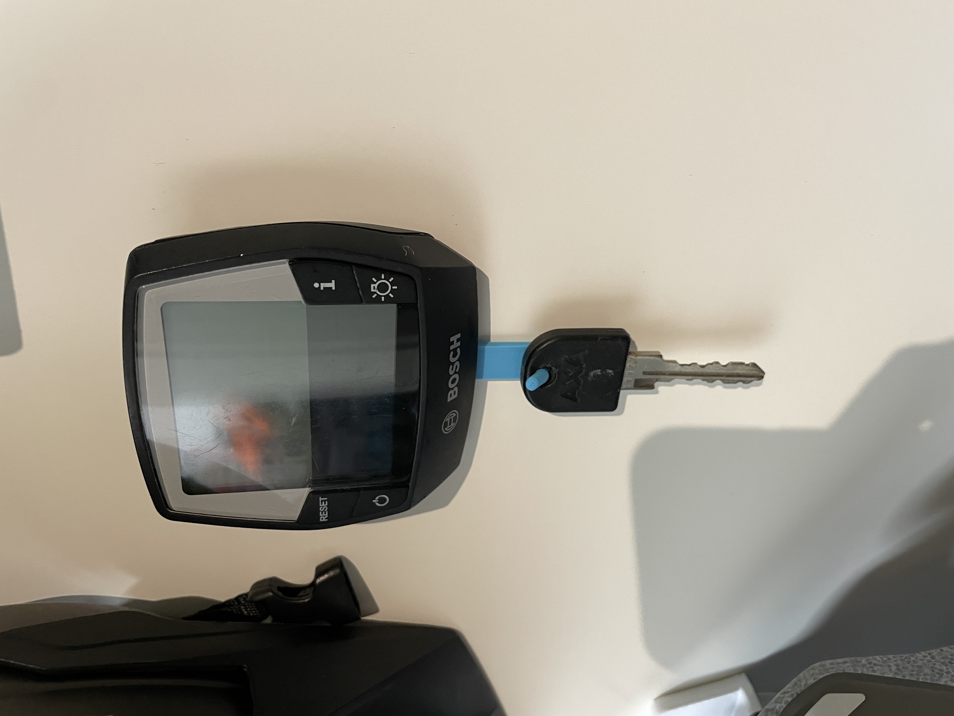 Bosch Intuvia wall mount with key holder