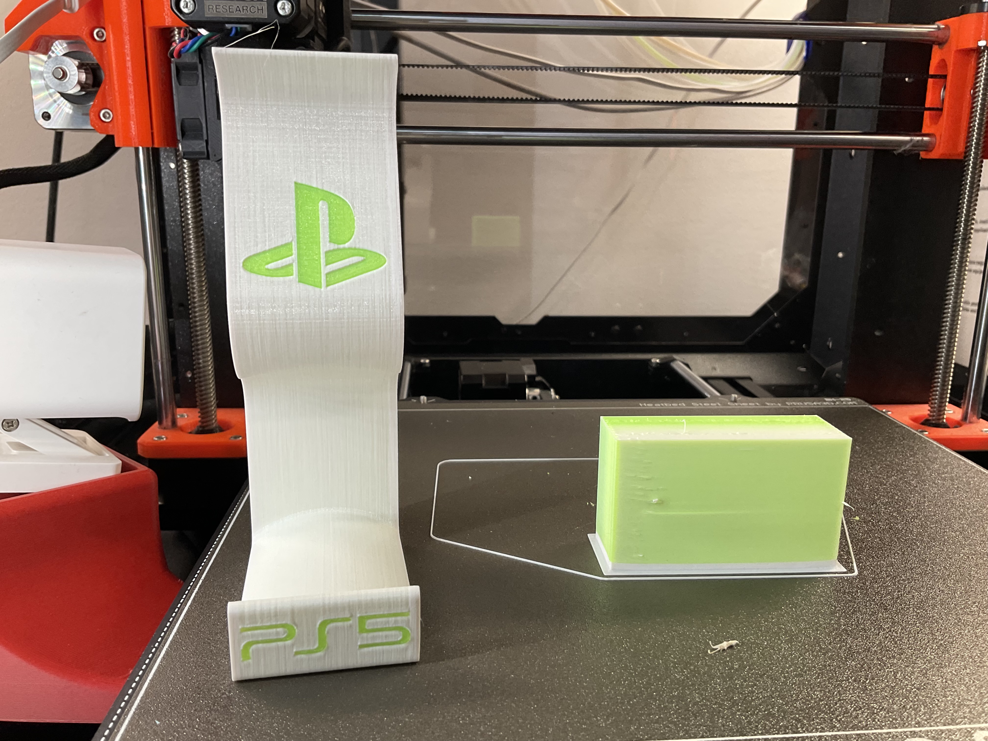 PS5  Headset Holder - Clip on