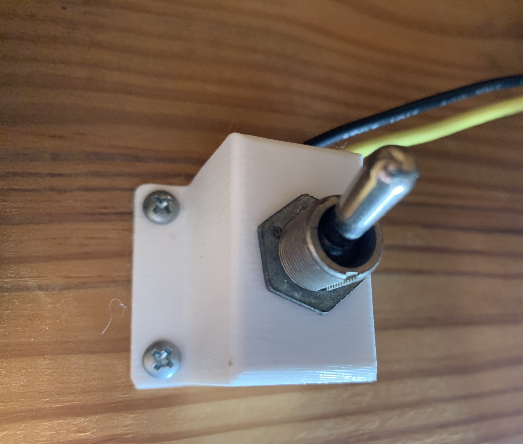 Video Doorbell Toggle Switch Mount by Teraflop Download free STL