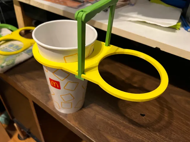 Reusable collapsible coffee carrier - Larger cup