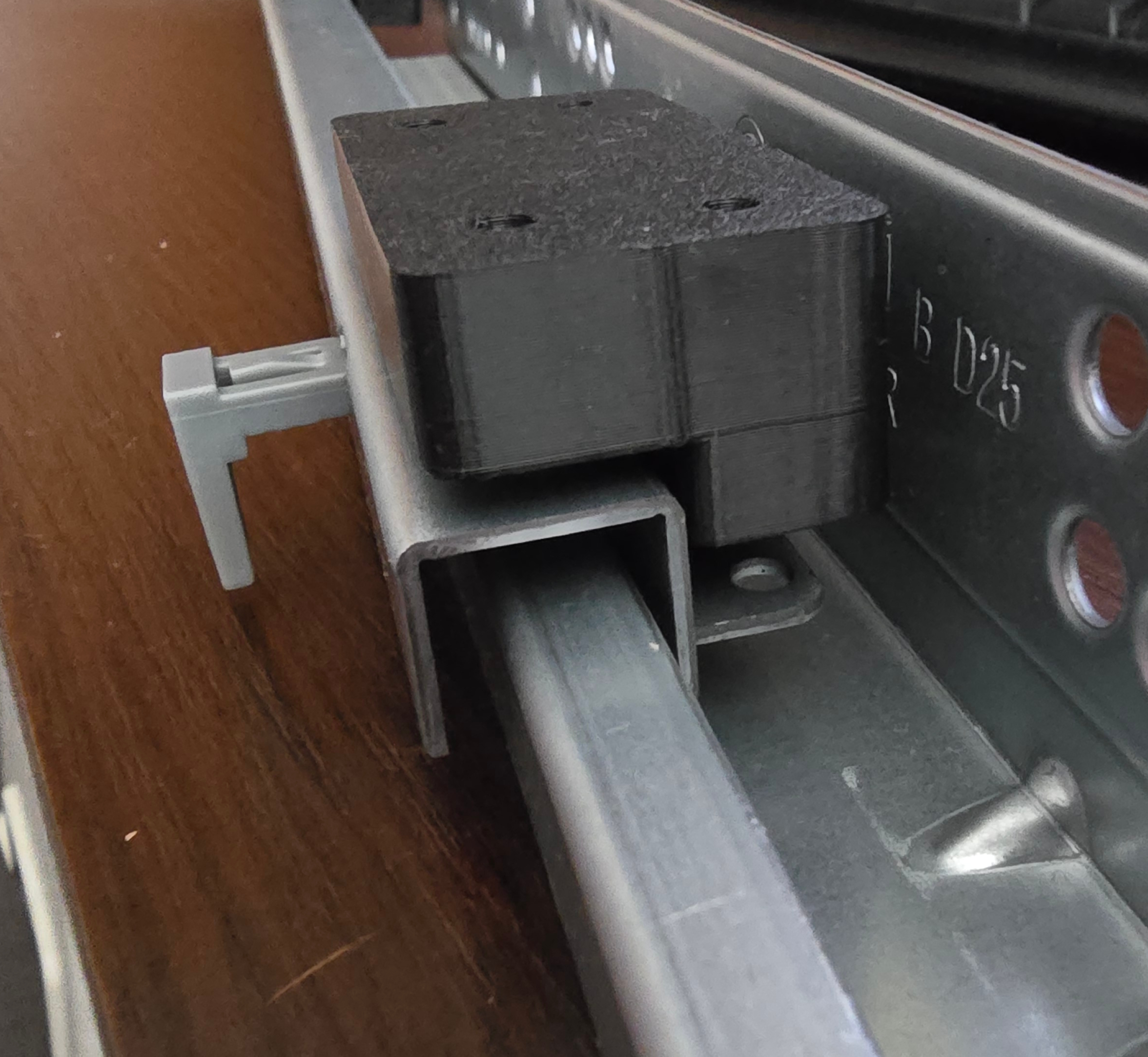 Blum Donati– drawer mounting