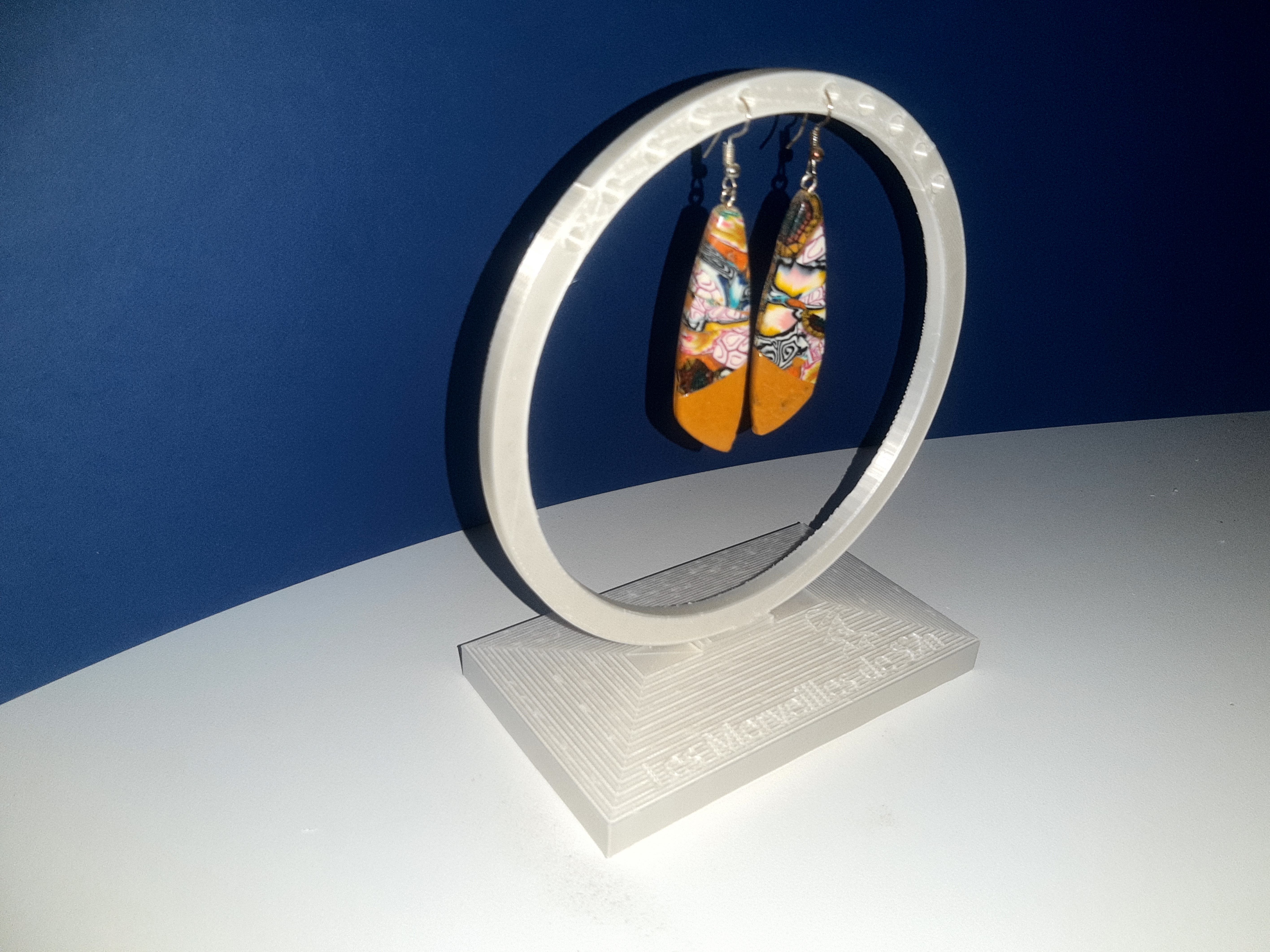 Miniatura 2 do modelo 3D earrings display stand