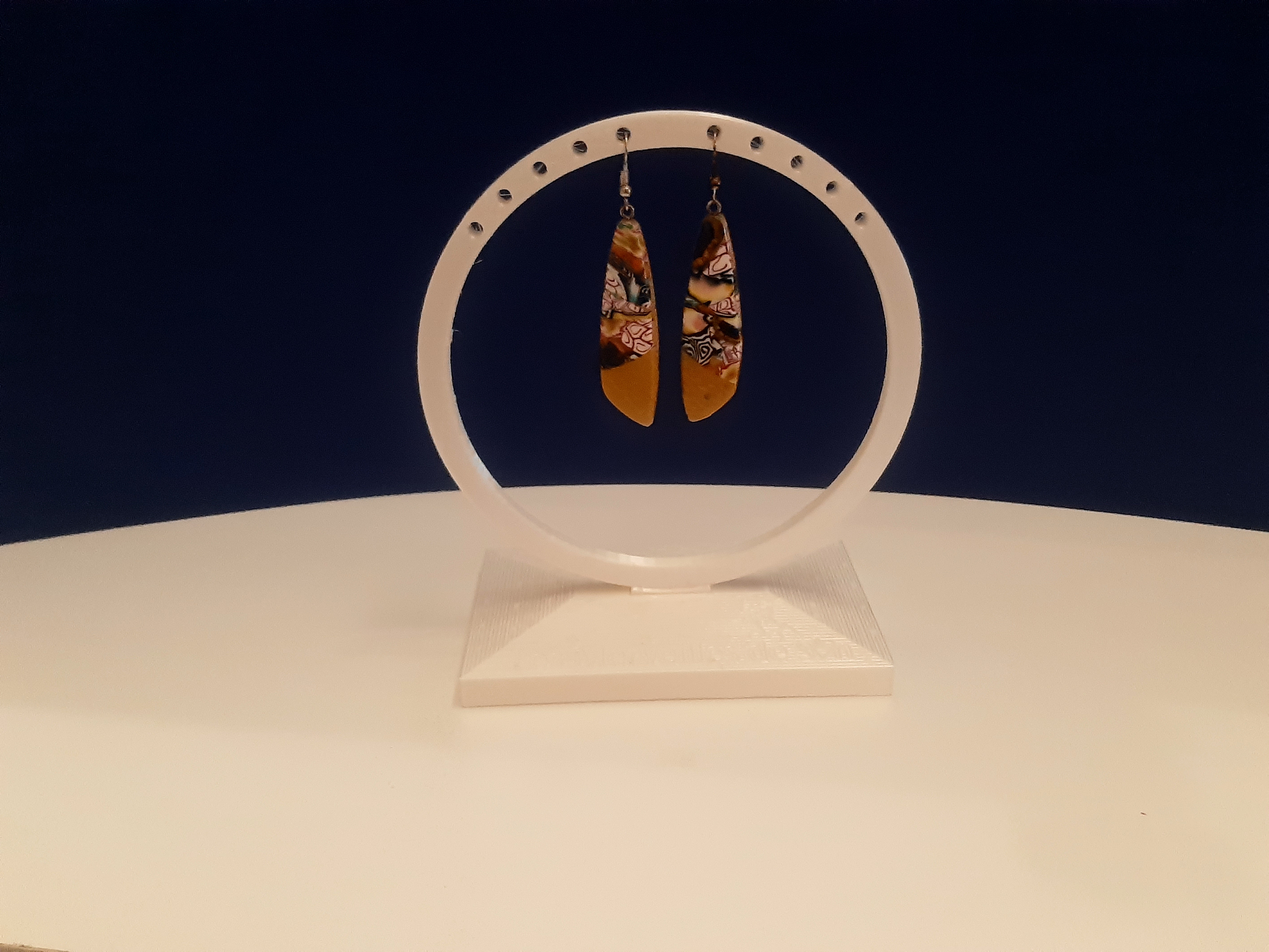 Miniatura 4 do modelo 3D earrings display stand