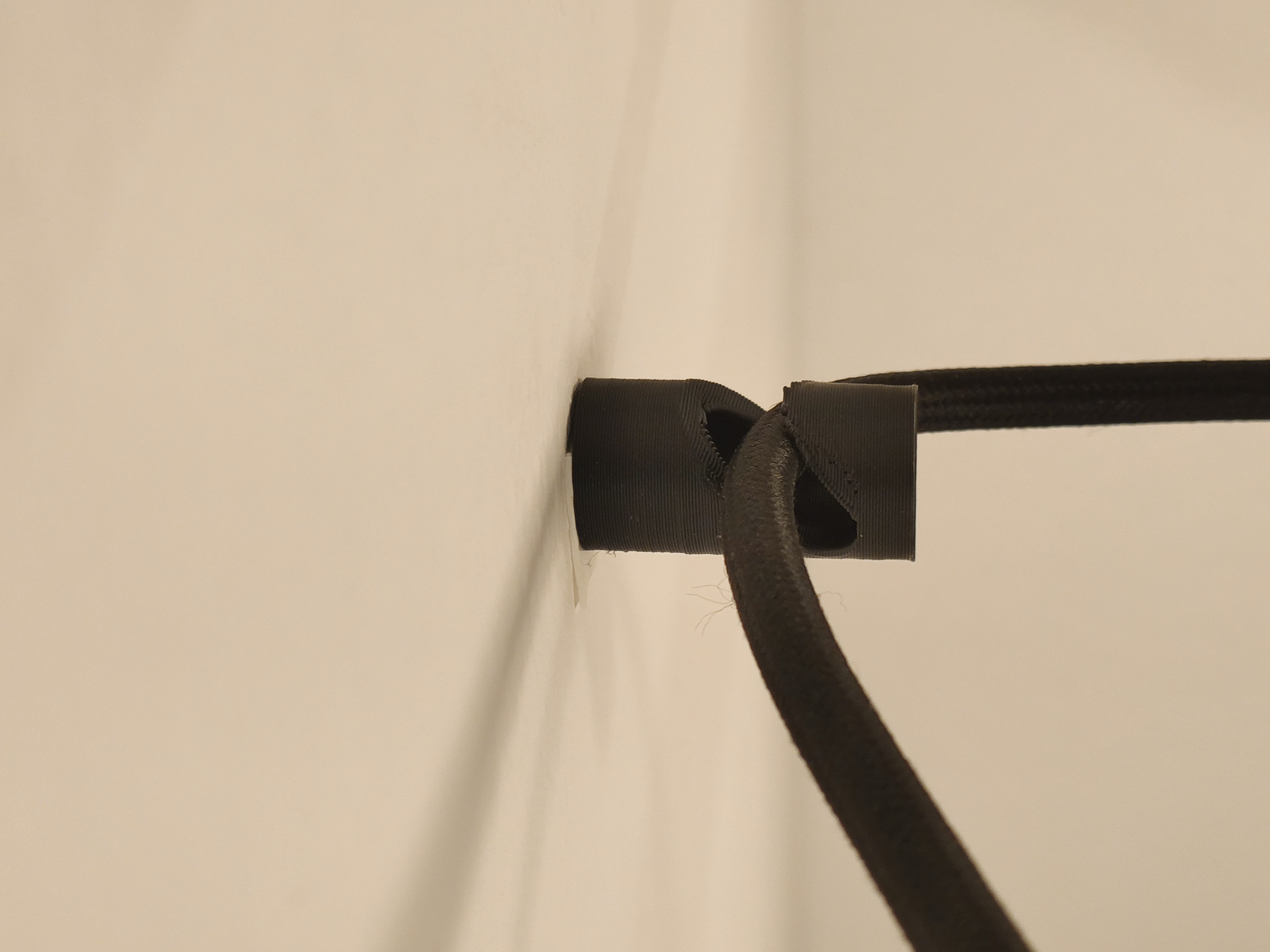 Miniatura 4 do modelo 3D Ceiling Cable Hook Hanger "Affenschaukel"