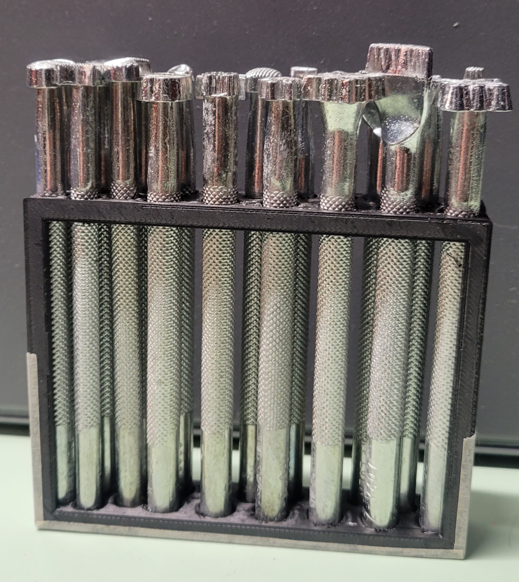 Leather Punch set organizer by Nabru Download free STL model