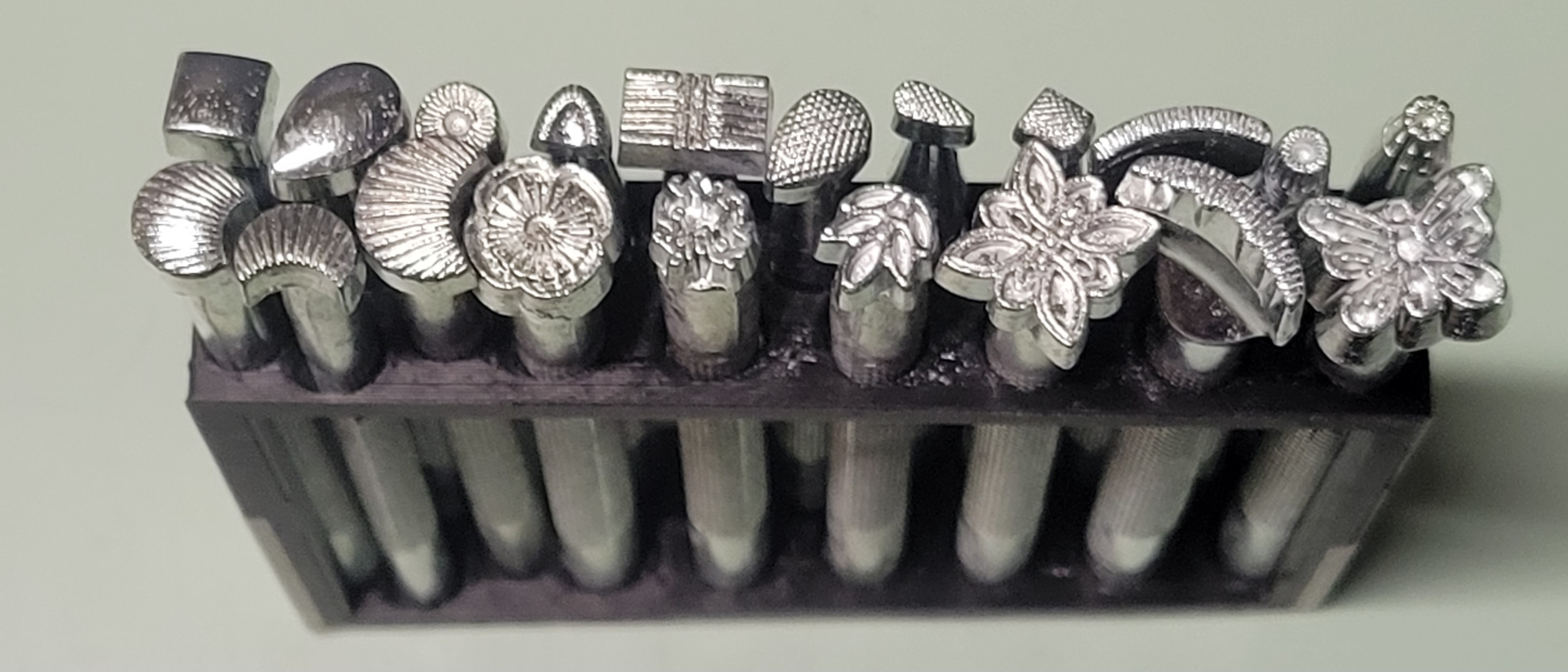 Leather Punch set organizer by Nabru Download free STL model