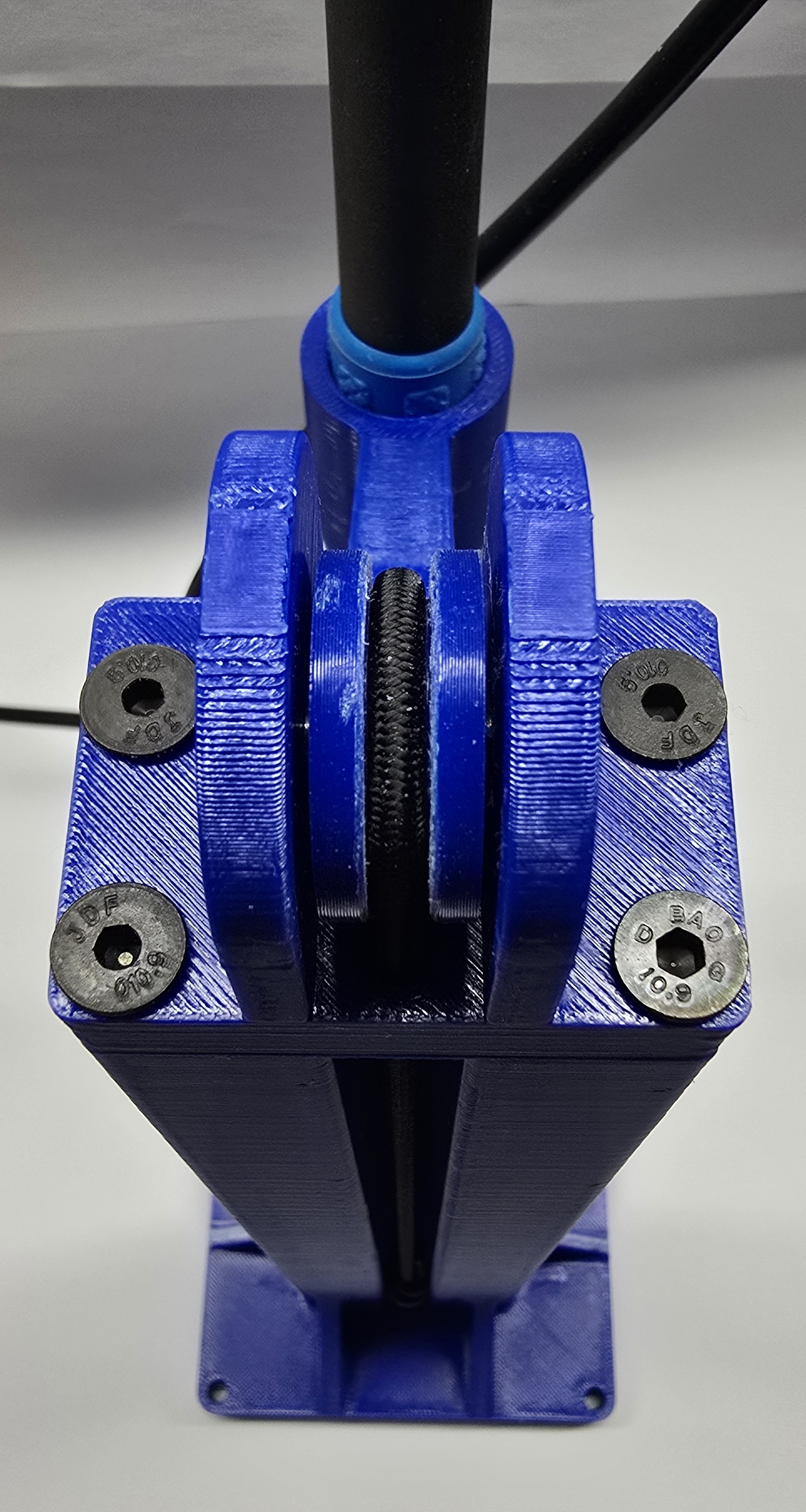 Miniatura 6 do modelo 3D Threaded Insert Press